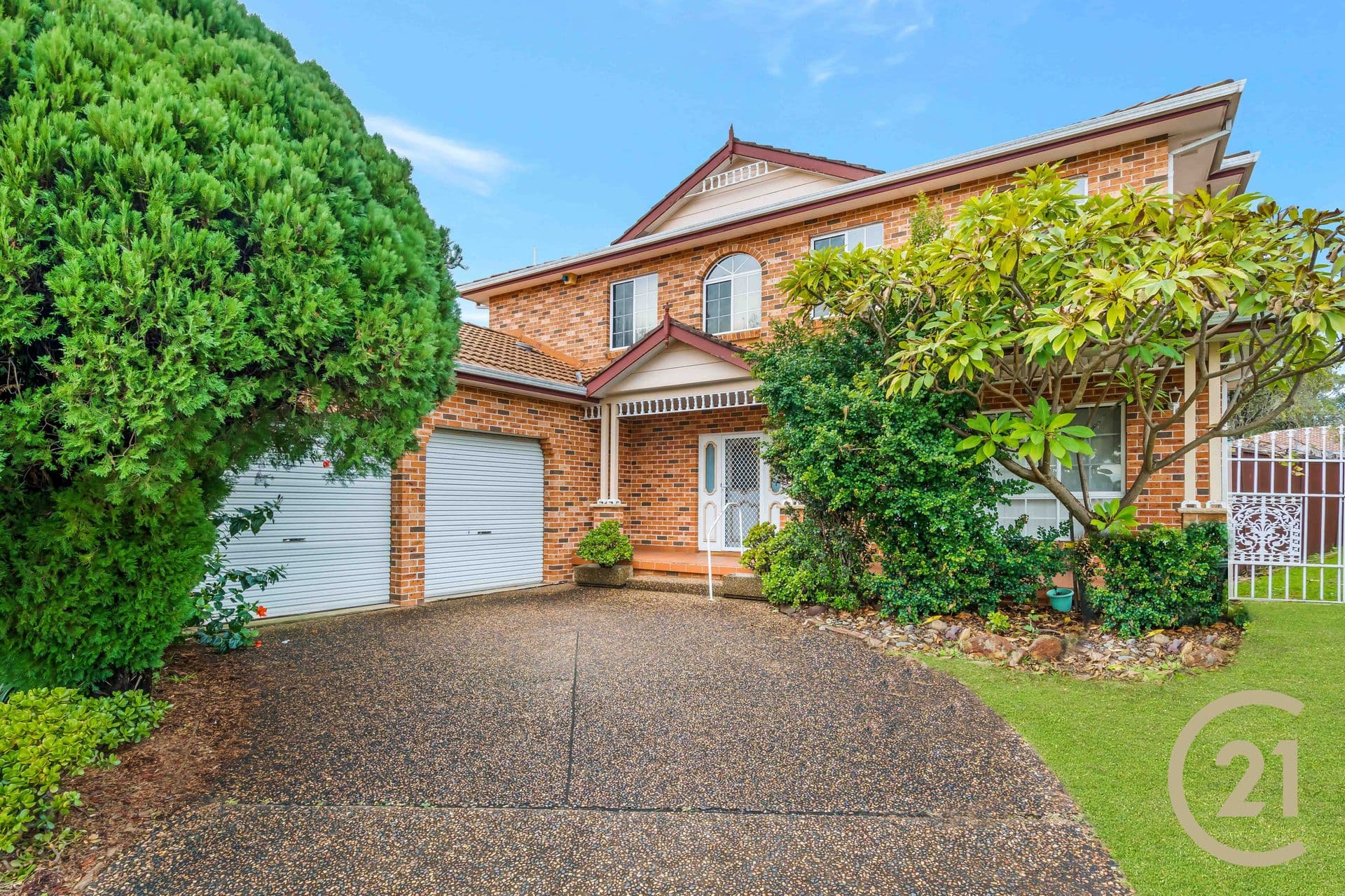 20 Ingham Drive, Casula, NSW, 2170, Casula - Image 1