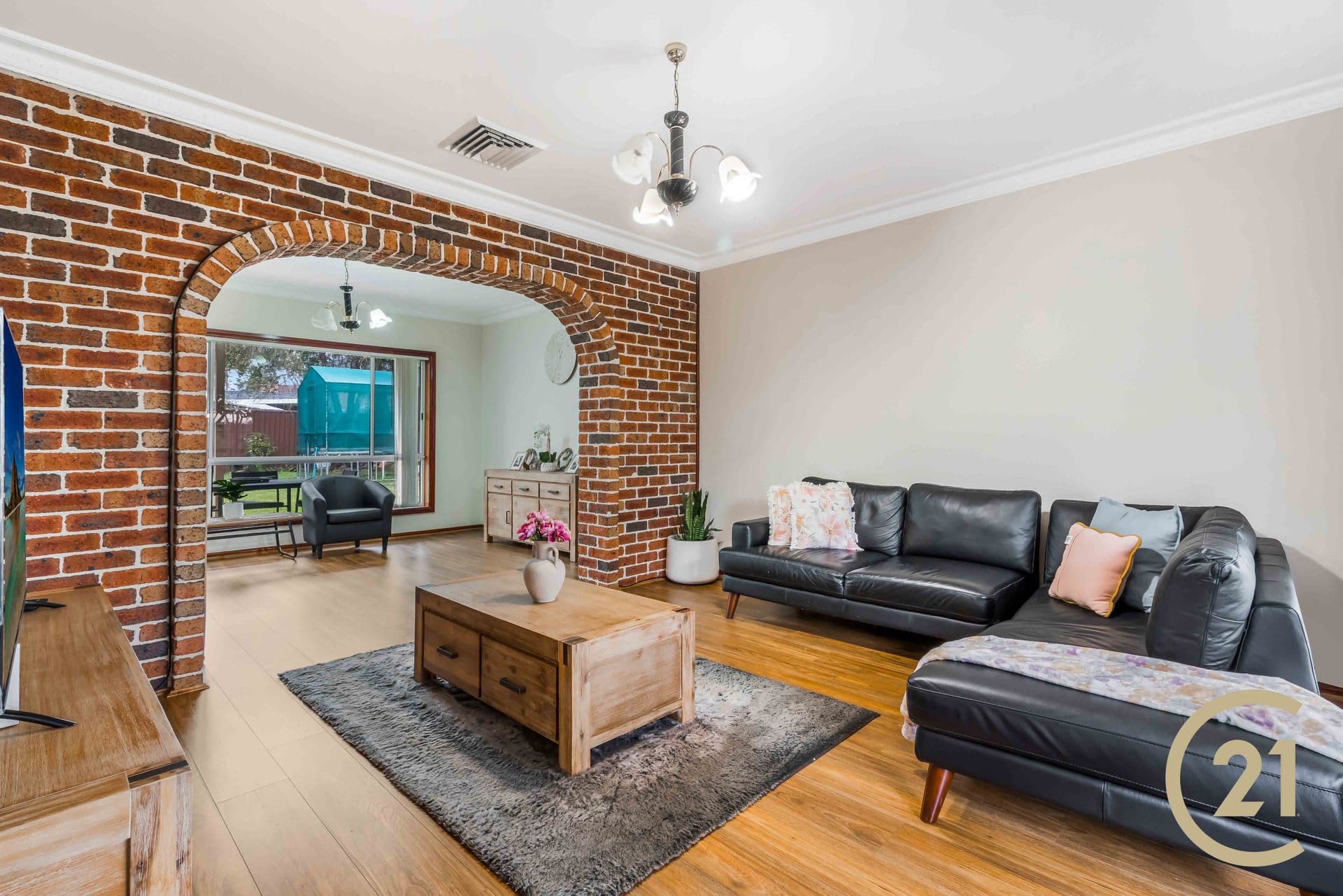 20 Ingham Drive, Casula, NSW, 2170, Casula - Thumbnail 4