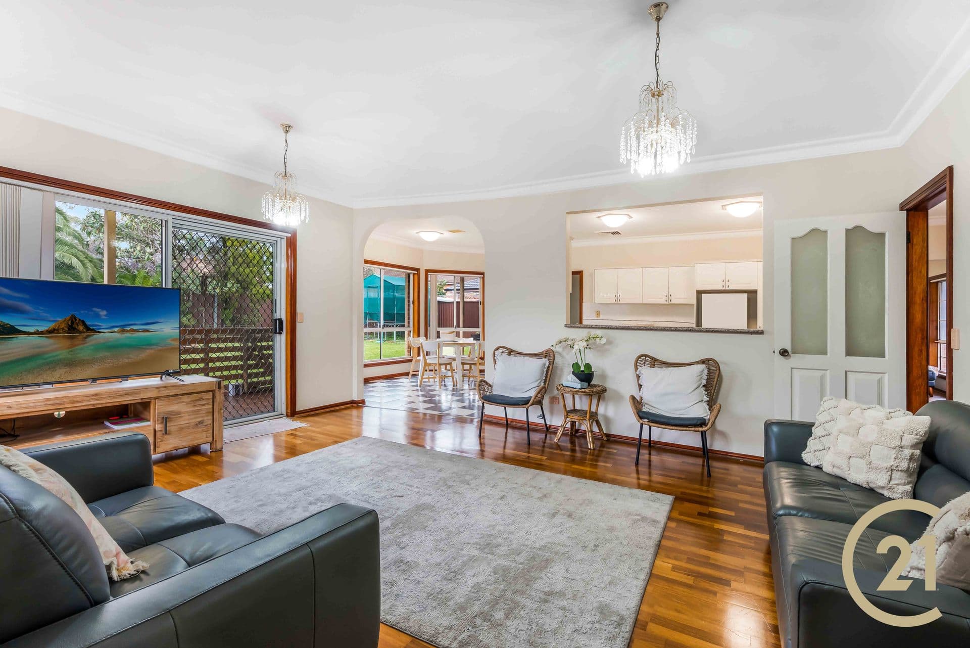 20 Ingham Drive, Casula, NSW, 2170, Casula - Thumbnail 2