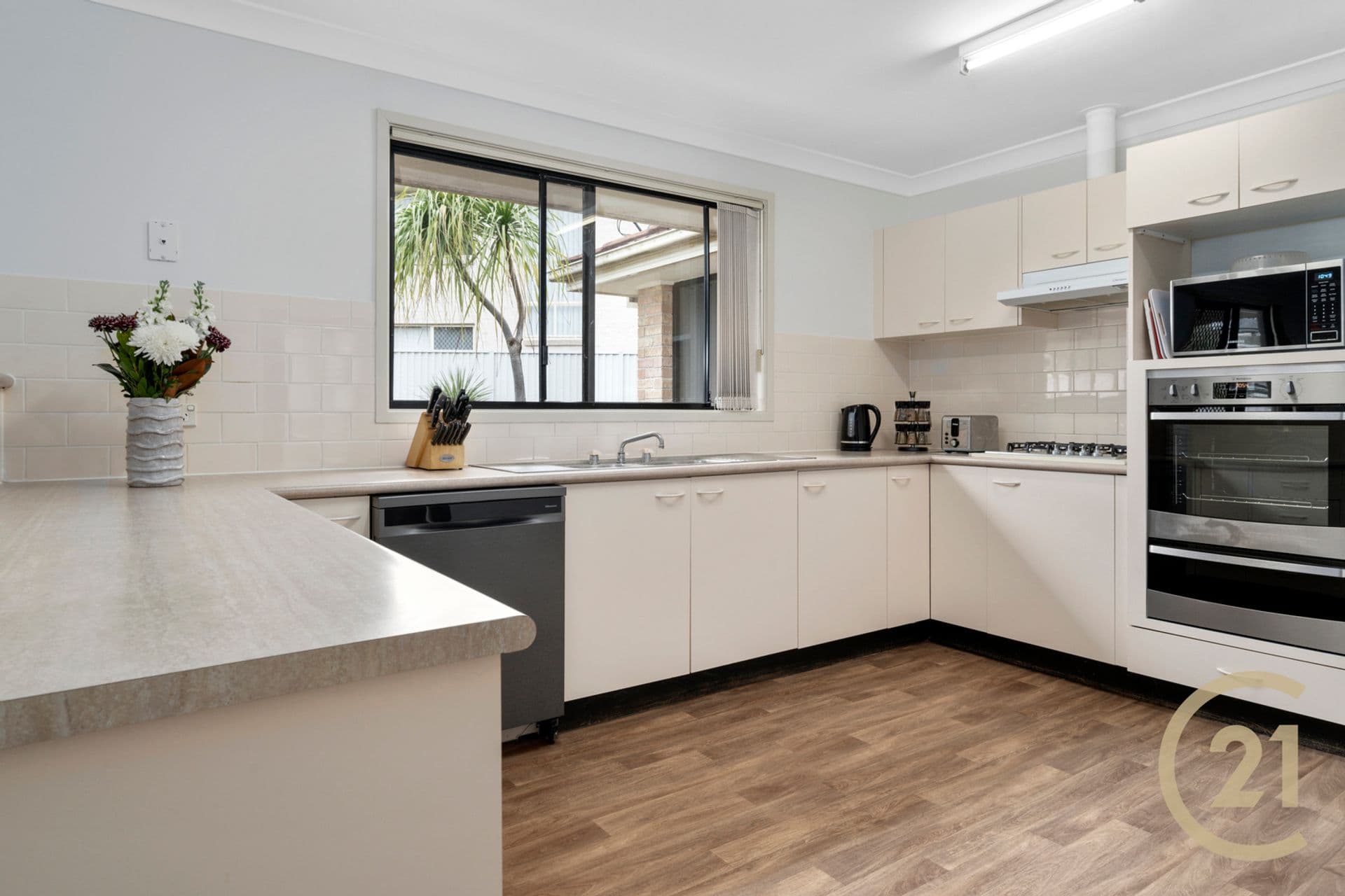 8 Orlando Crescent, Voyager Point, NSW, 2172, Voyager Point - Thumbnail 5