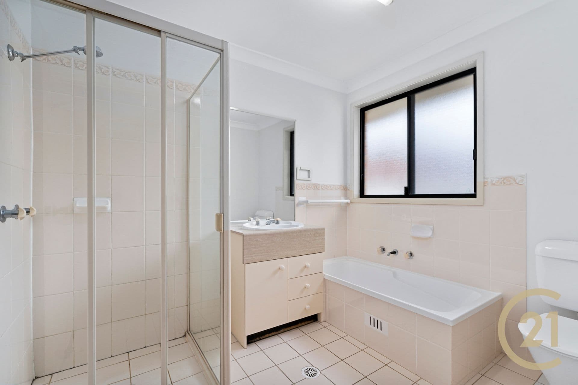 8 Orlando Crescent, Voyager Point, NSW, 2172, Voyager Point - Thumbnail 8