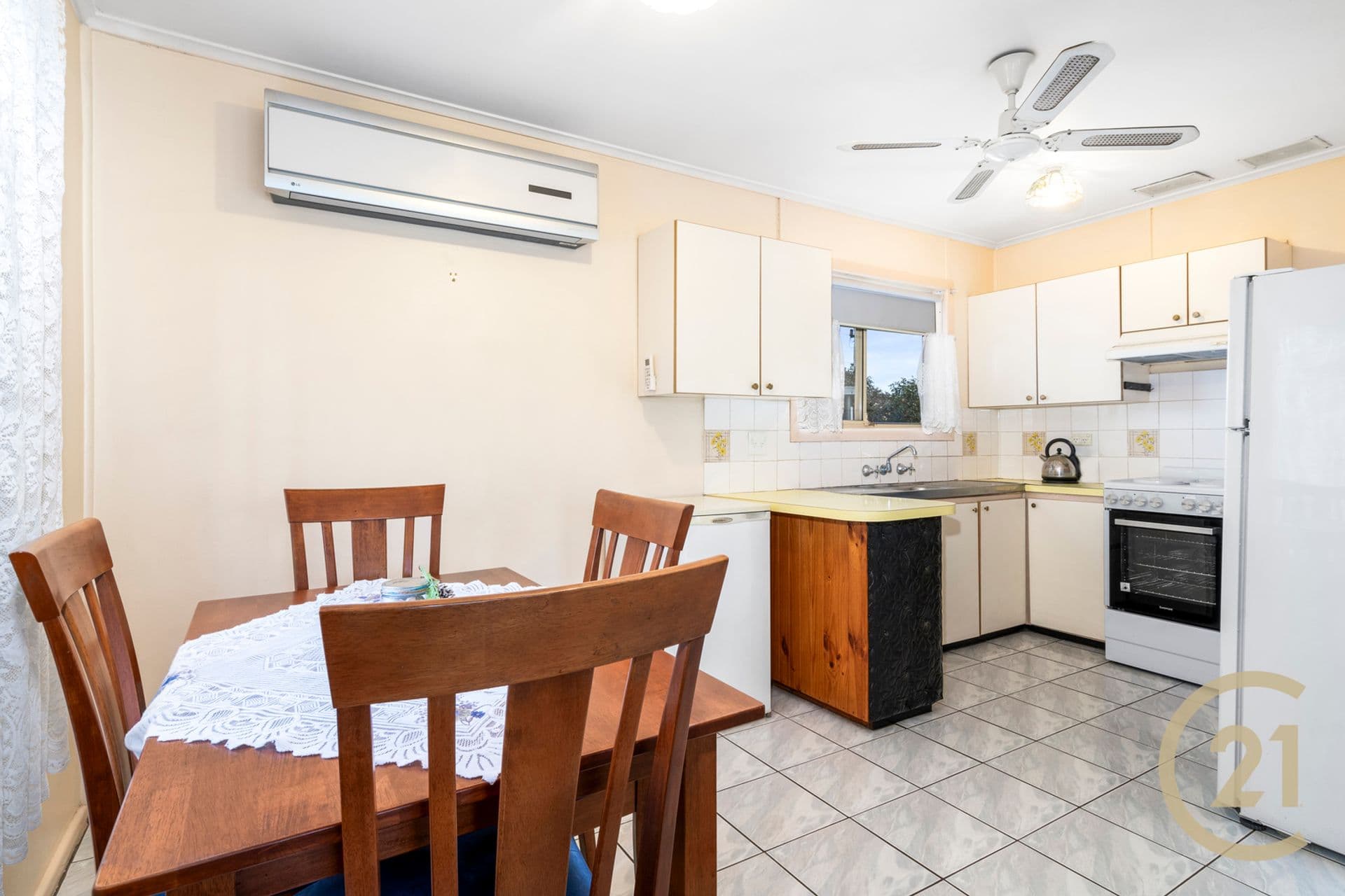 9 Avondale Place, Cartwright, NSW, 2168, Cartwright - Thumbnail 6