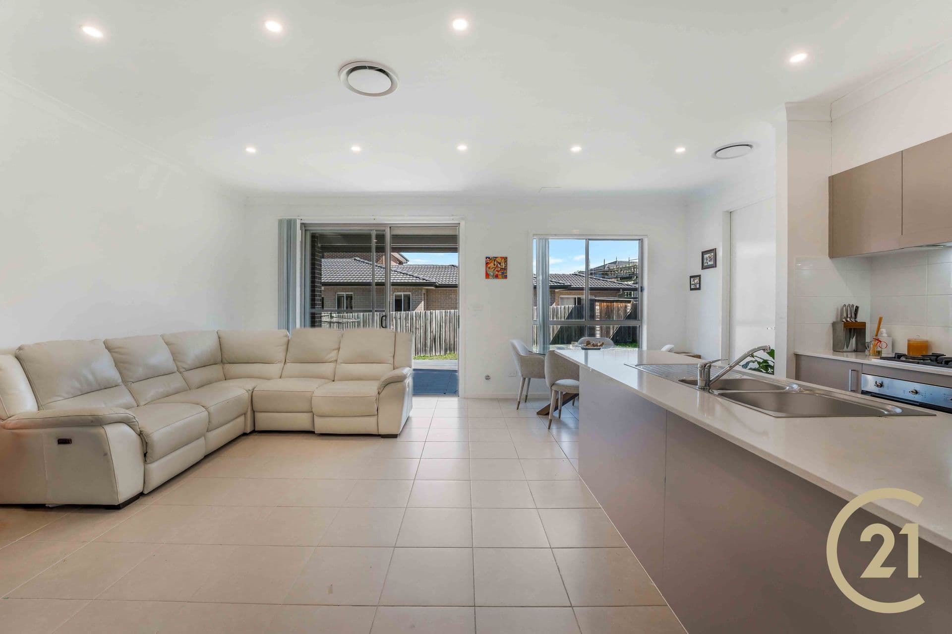8 Arnhem Road, Edmondson Park, NSW, 2174, Edmondson Park - Thumbnail 2