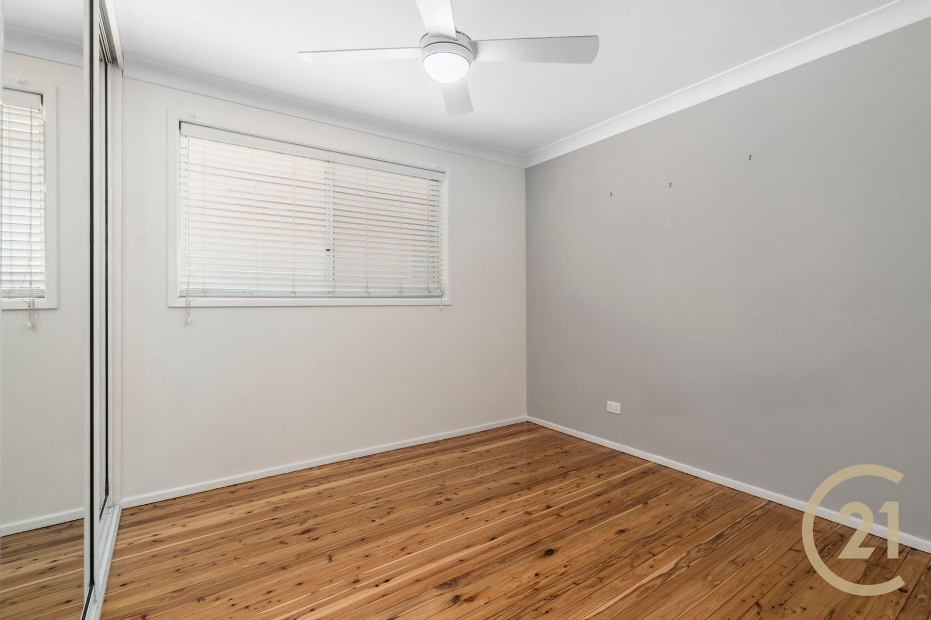 42 Grevillea Crescent, Prestons, NSW, 2170, Prestons - Thumbnail 8