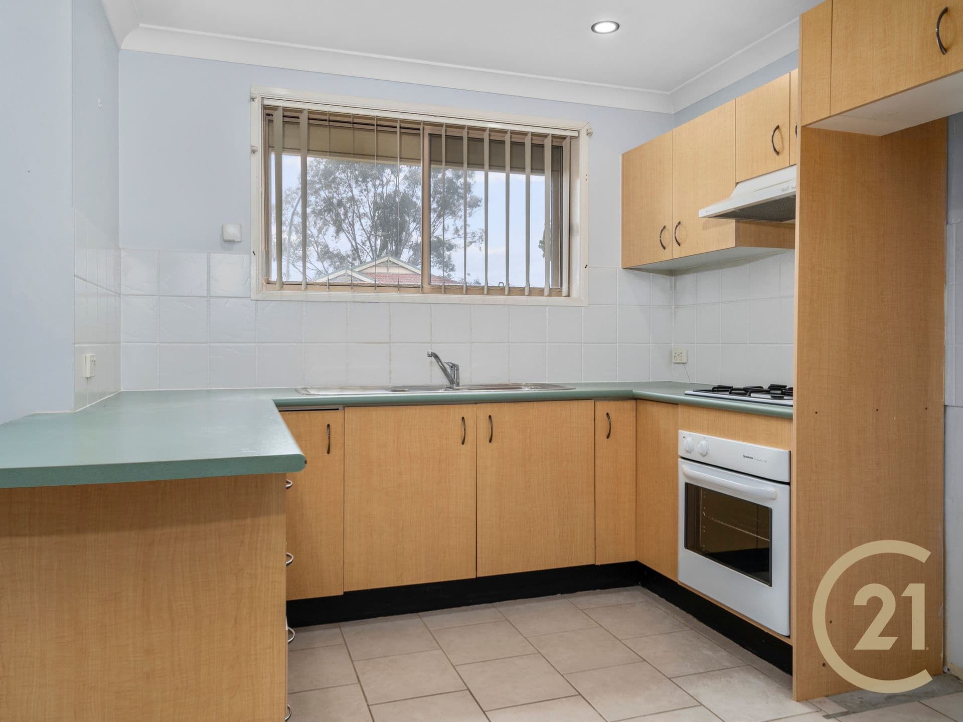 7 Ridgeway Close, West Hoxton, NSW, 2171, West Hoxton - Thumbnail 5