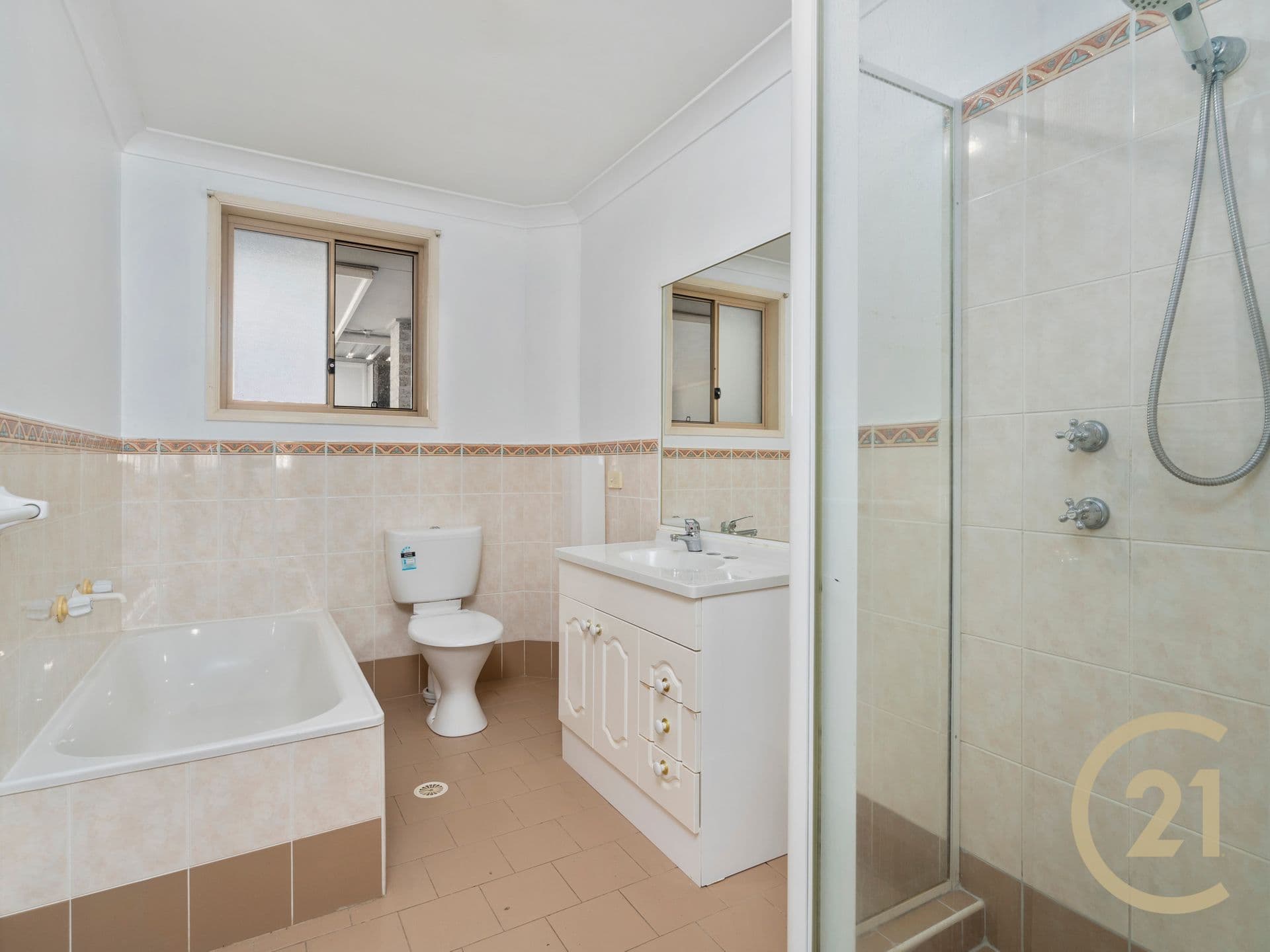 7 Ridgeway Close, West Hoxton, NSW, 2171, West Hoxton - Thumbnail 6
