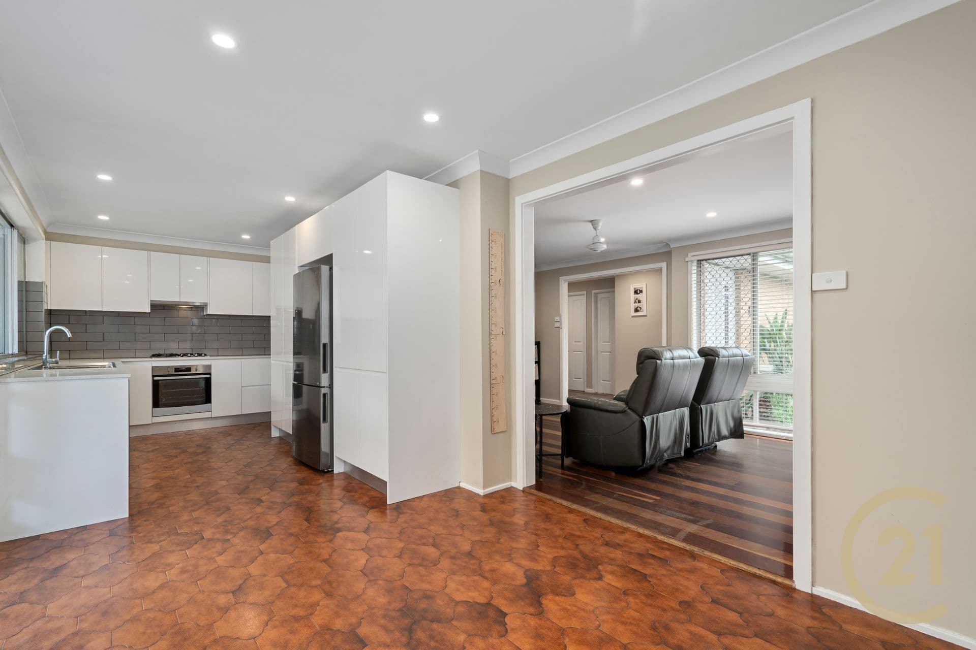 24 Morley Avenue, Hammondville, NSW, 2170, Hammondville - Thumbnail 5