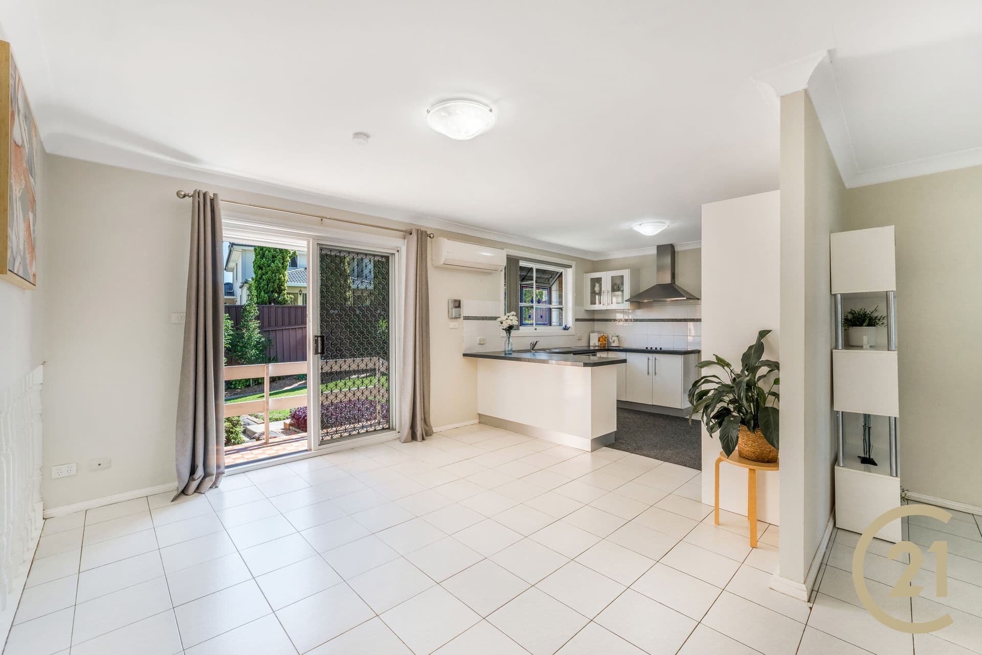 4 Barrier Close, Casula, NSW, 2170, Casula - Thumbnail 8