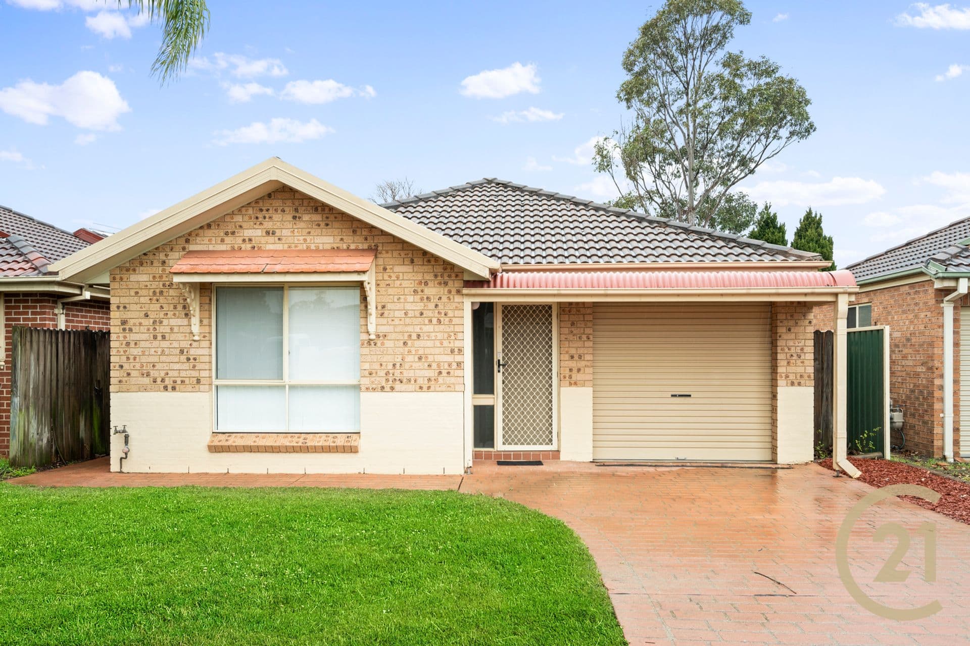 19 Wombeyan Court, Wattle Grove, NSW, 2173, Wattle Grove - Image 1