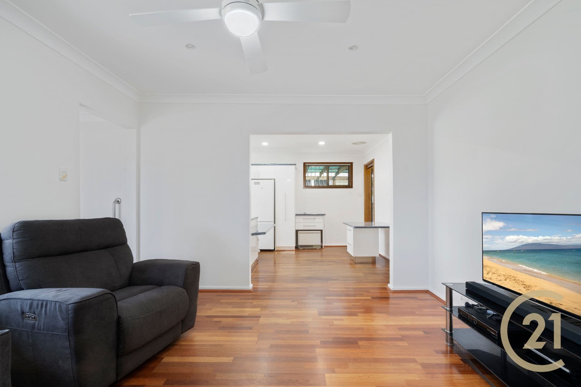 33 Gabo Crescent, Sadleir, NSW, 2168, Sadleir - Thumbnail 3