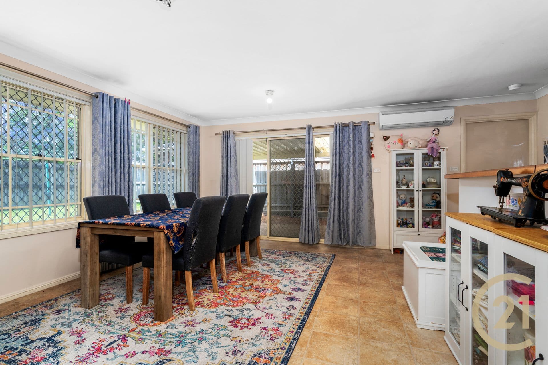 13 And 13A Warrego Court, Wattle Grove, NSW, 2173, Wattle Grove - Thumbnail 2