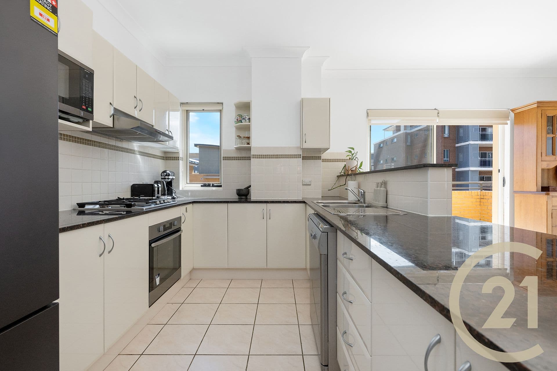 26/8-10 Browne Parade, Warwick Farm, NSW, 2170, Warwick Farm - Thumbnail 5
