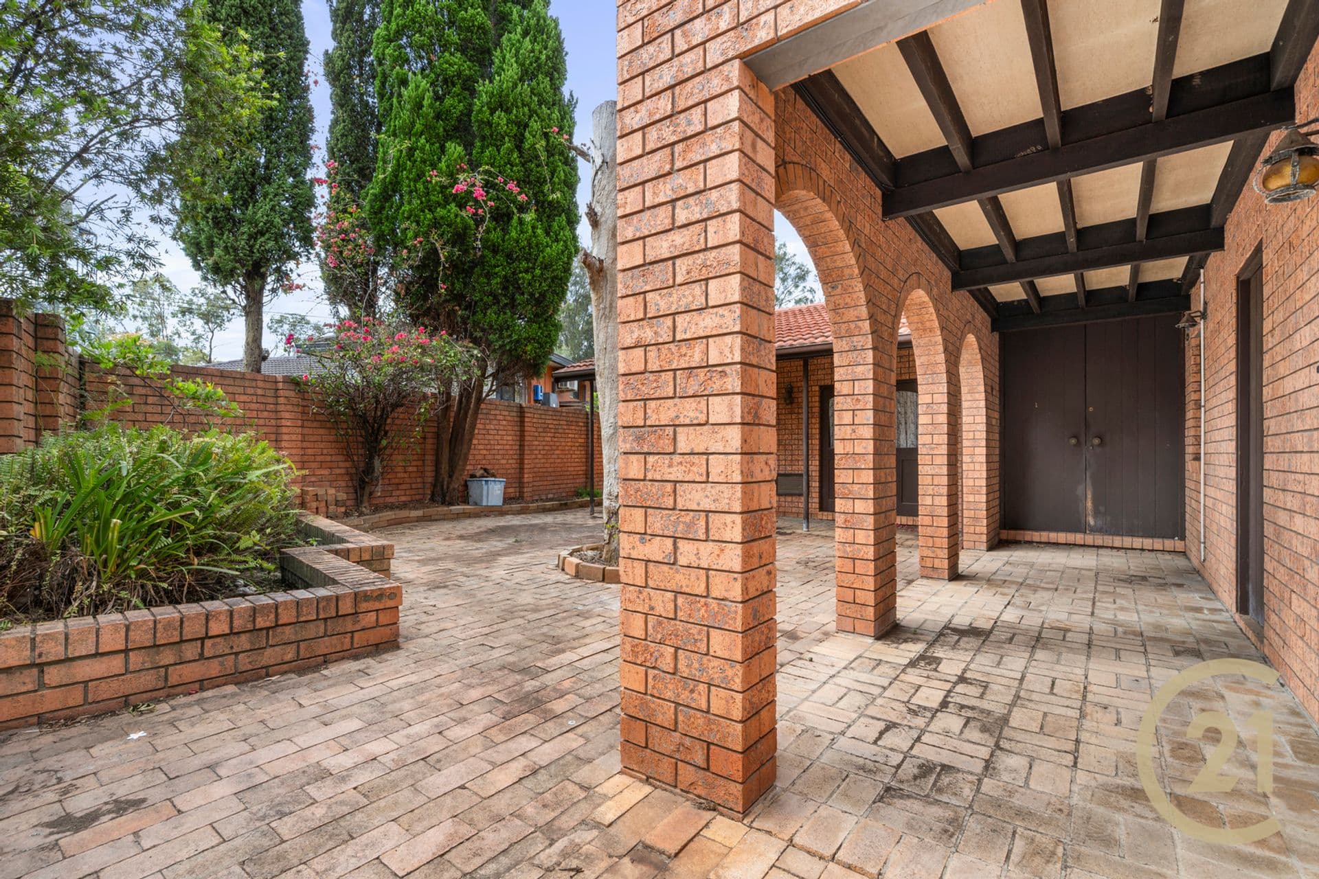 3 Jacqueline Place, Moorebank, NSW, 2170, Moorebank - Thumbnail 2
