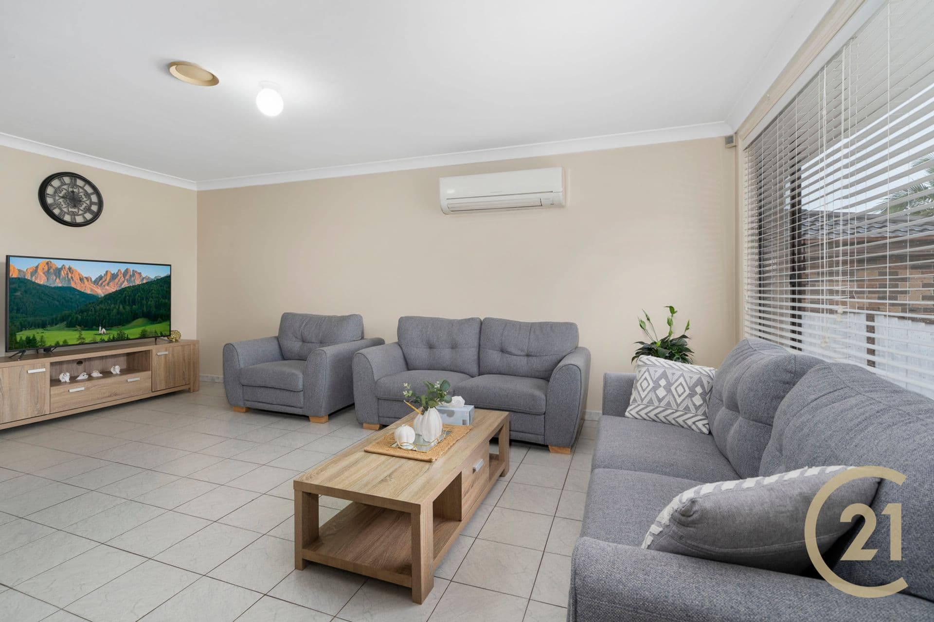15 Simpson Road, Bonnyrigg Heights, NSW, 2177, Bonnyrigg Heights - Thumbnail 2