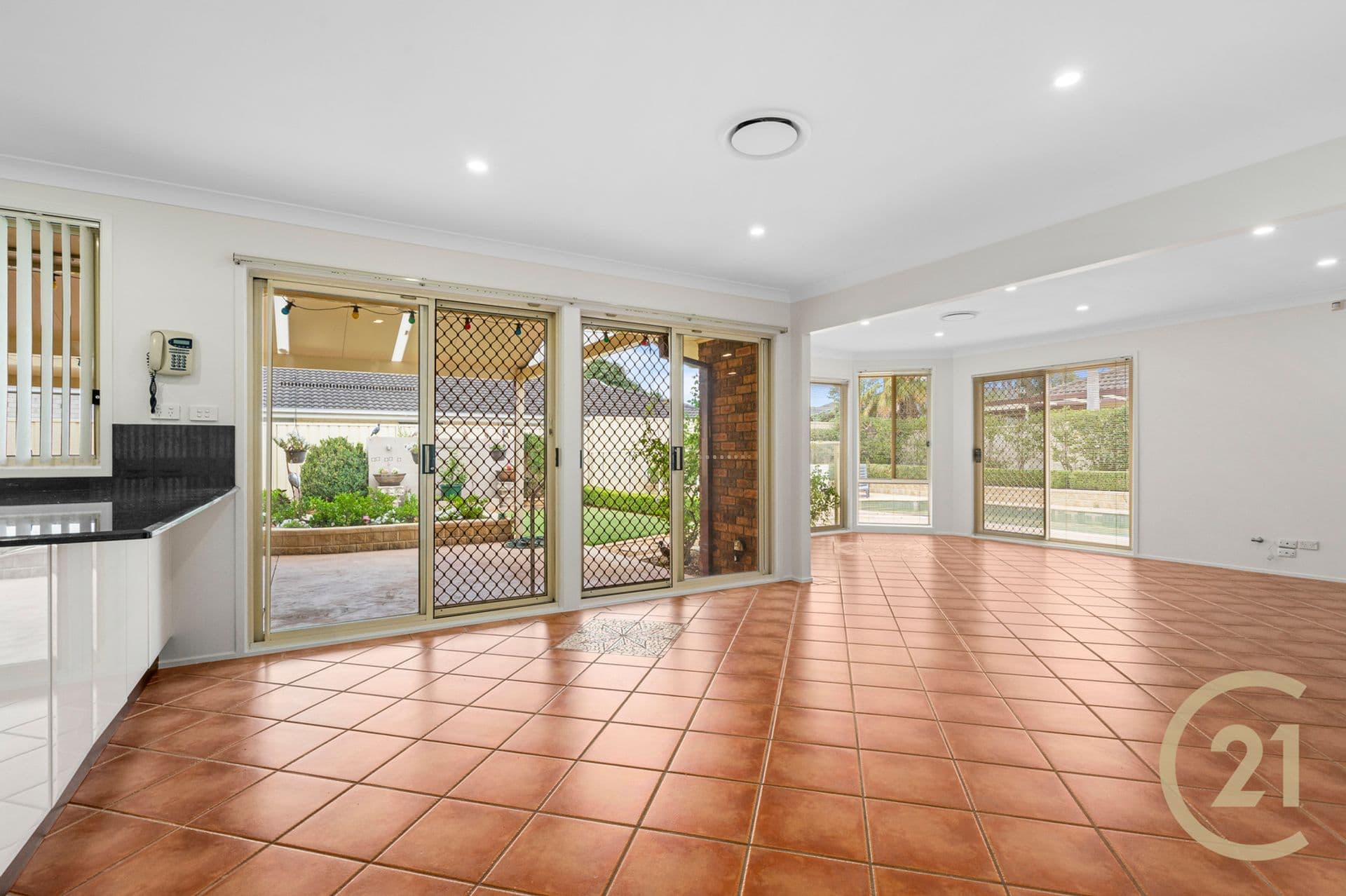 15 Burdekin Court, Wattle Grove, NSW, 2173, Wattle Grove - Thumbnail 5