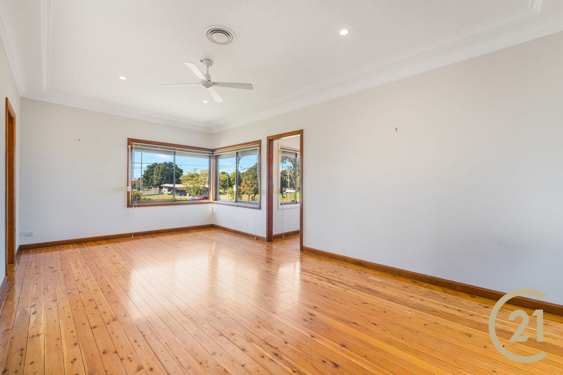 22 Burnett Street, Merrylands, NSW, 2160, Merrylands - Thumbnail 3