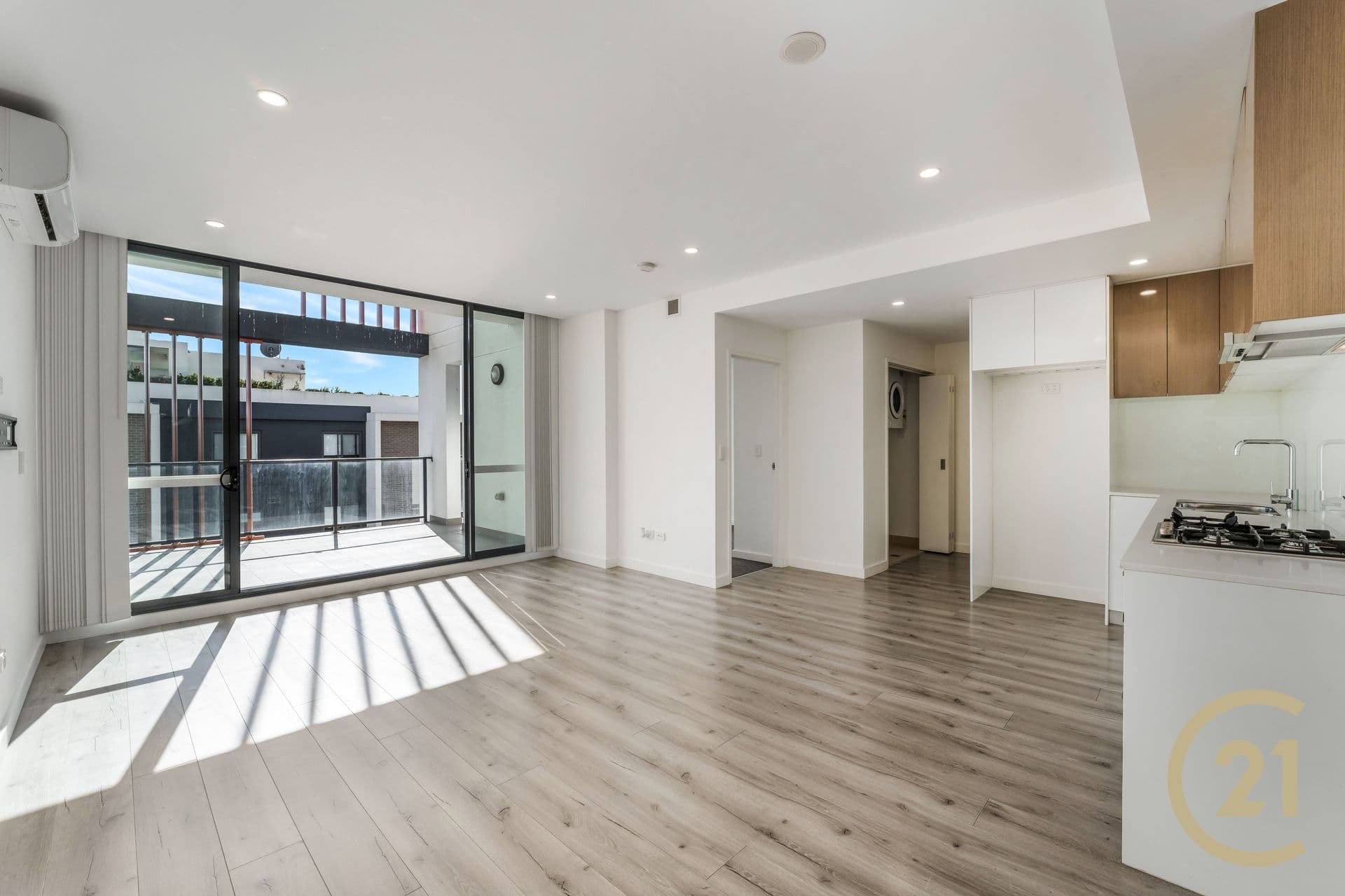 702/52-54 Copeland Street, Liverpool, NSW, 2170, Liverpool - Thumbnail 2