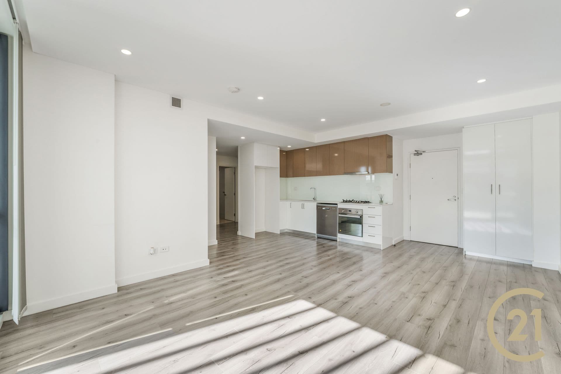 702/52-54 Copeland Street, Liverpool, NSW, 2170, Liverpool - Thumbnail 3