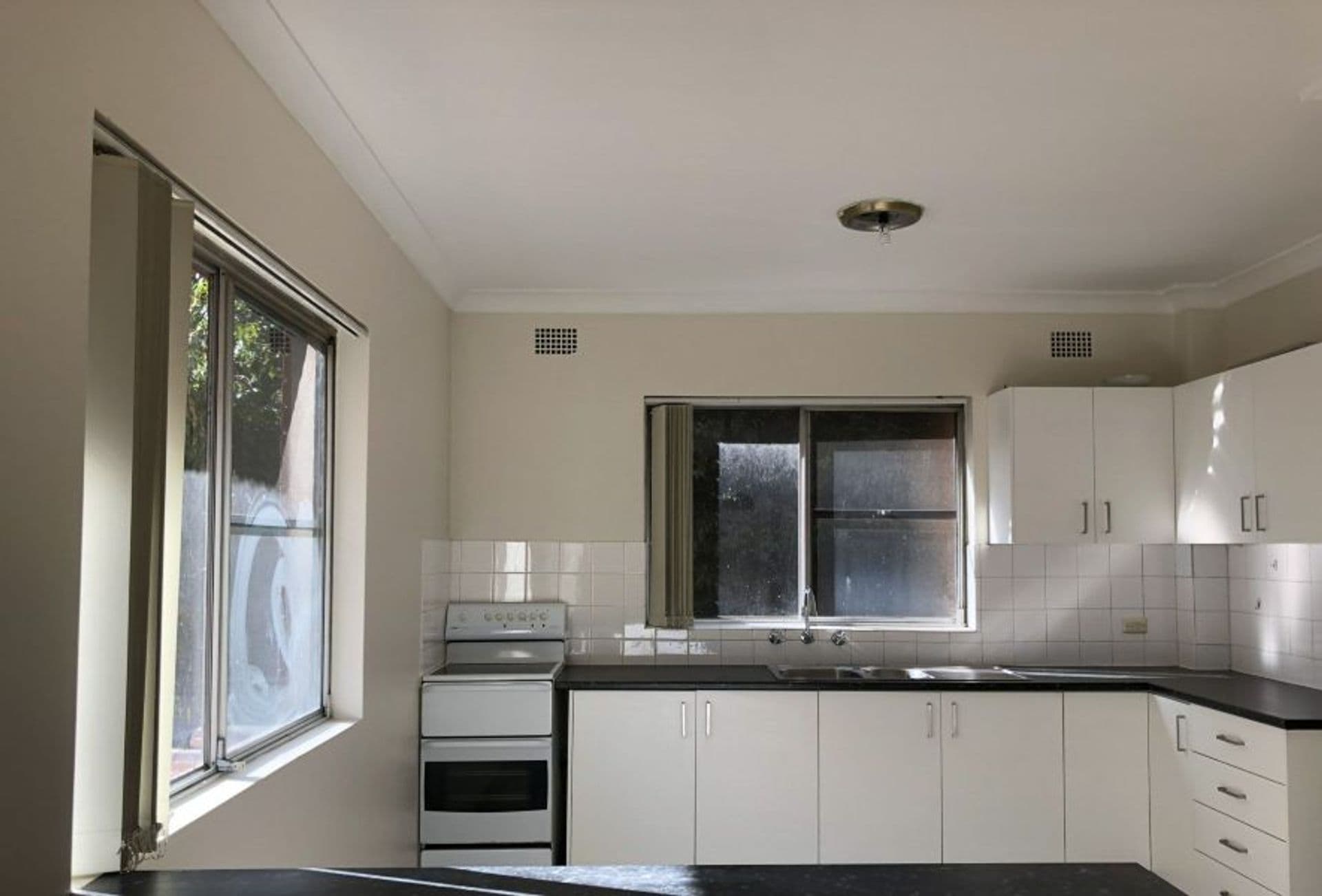 5/82 Castlereagh Street, Liverpool, NSW, 2170, Liverpool - Thumbnail 3