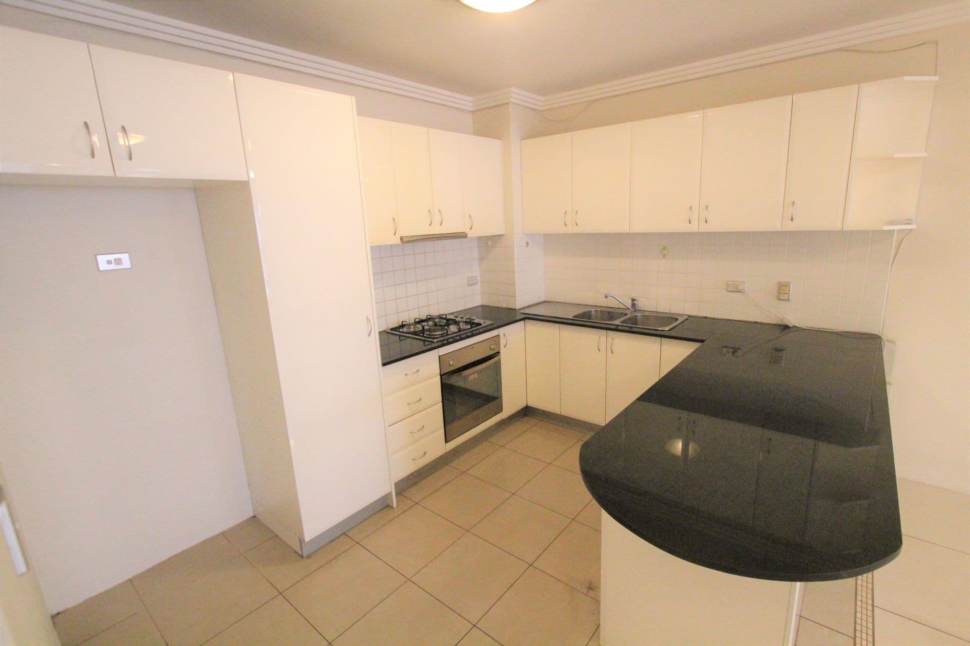 3/9-11 Bathurst Street, Liverpool, NSW, 2170, Liverpool - Thumbnail 2