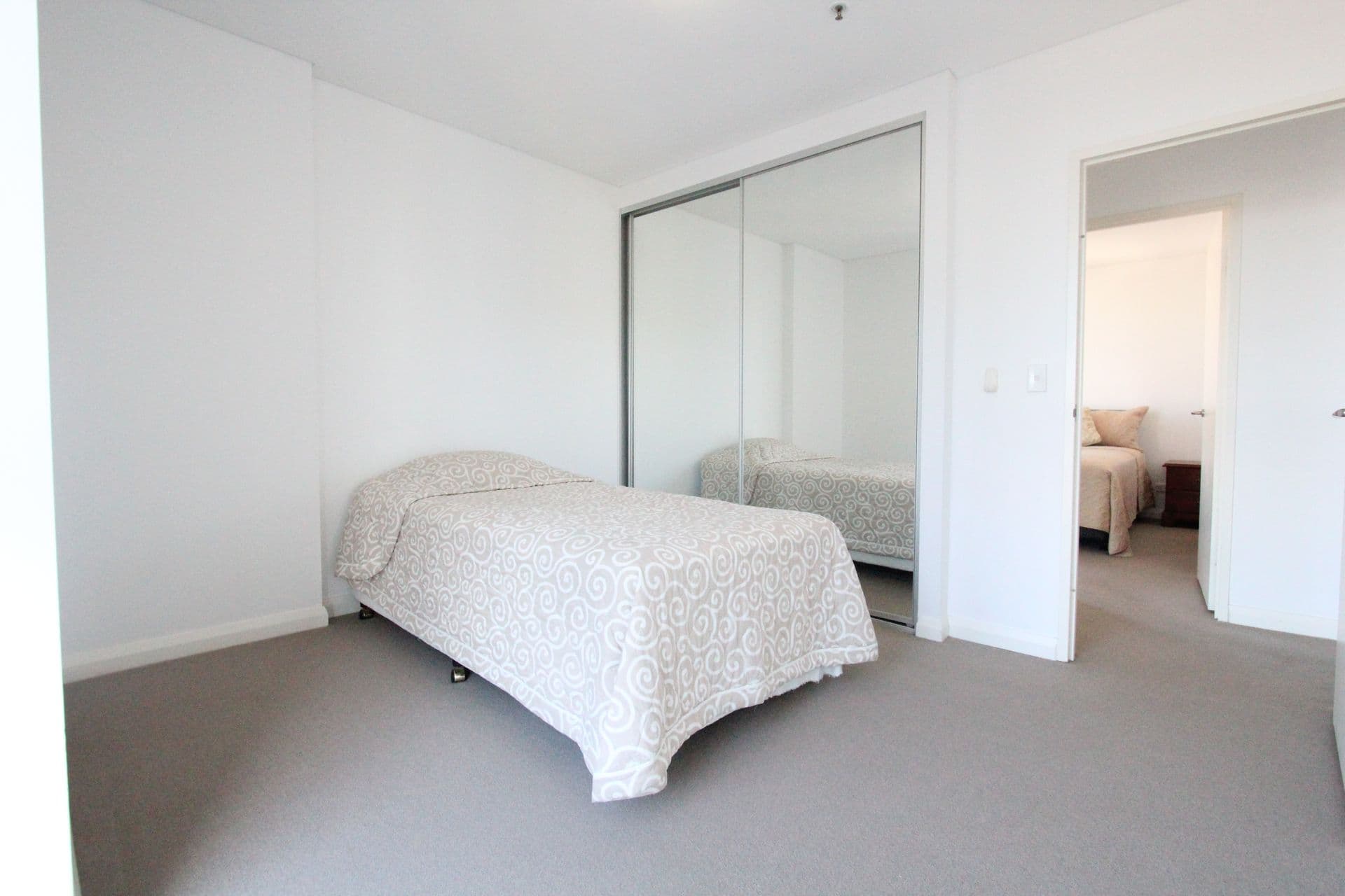 184/2 Browne Parade, Liverpool, NSW, 2170, Liverpool - Thumbnail 5