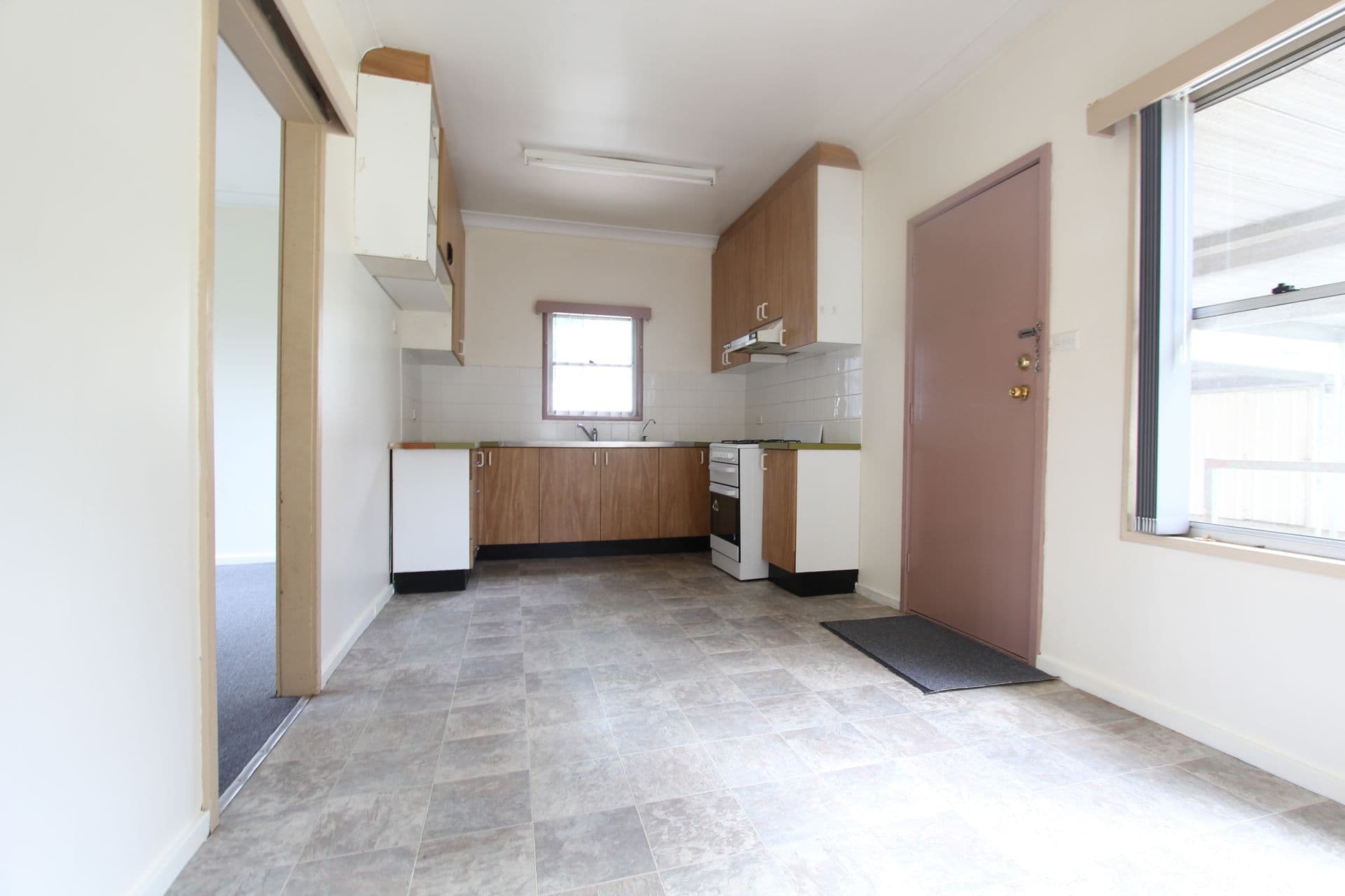 28 Bridges Avenue, Wattle Grove, NSW, 2173, Wattle Grove - Thumbnail 3