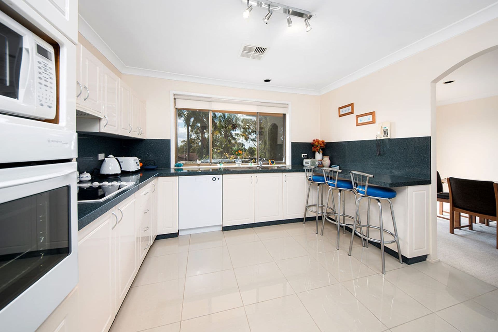 23 Coachwood Crescent, Alfords Point, NSW, 2234, Alfords Point - Thumbnail 4