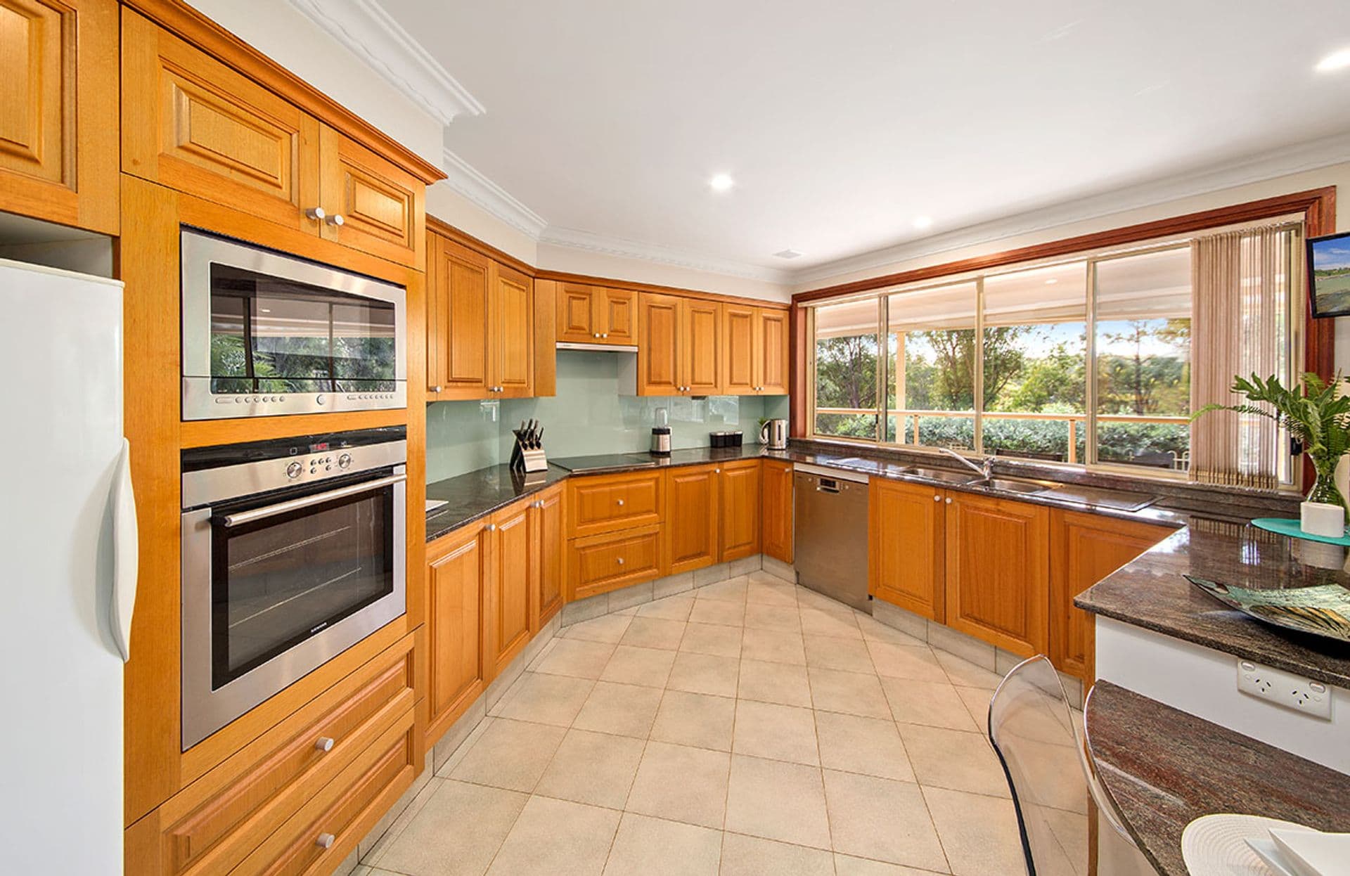 10 Charlton Place, Menai, NSW, 2234, Menai - Thumbnail 2
