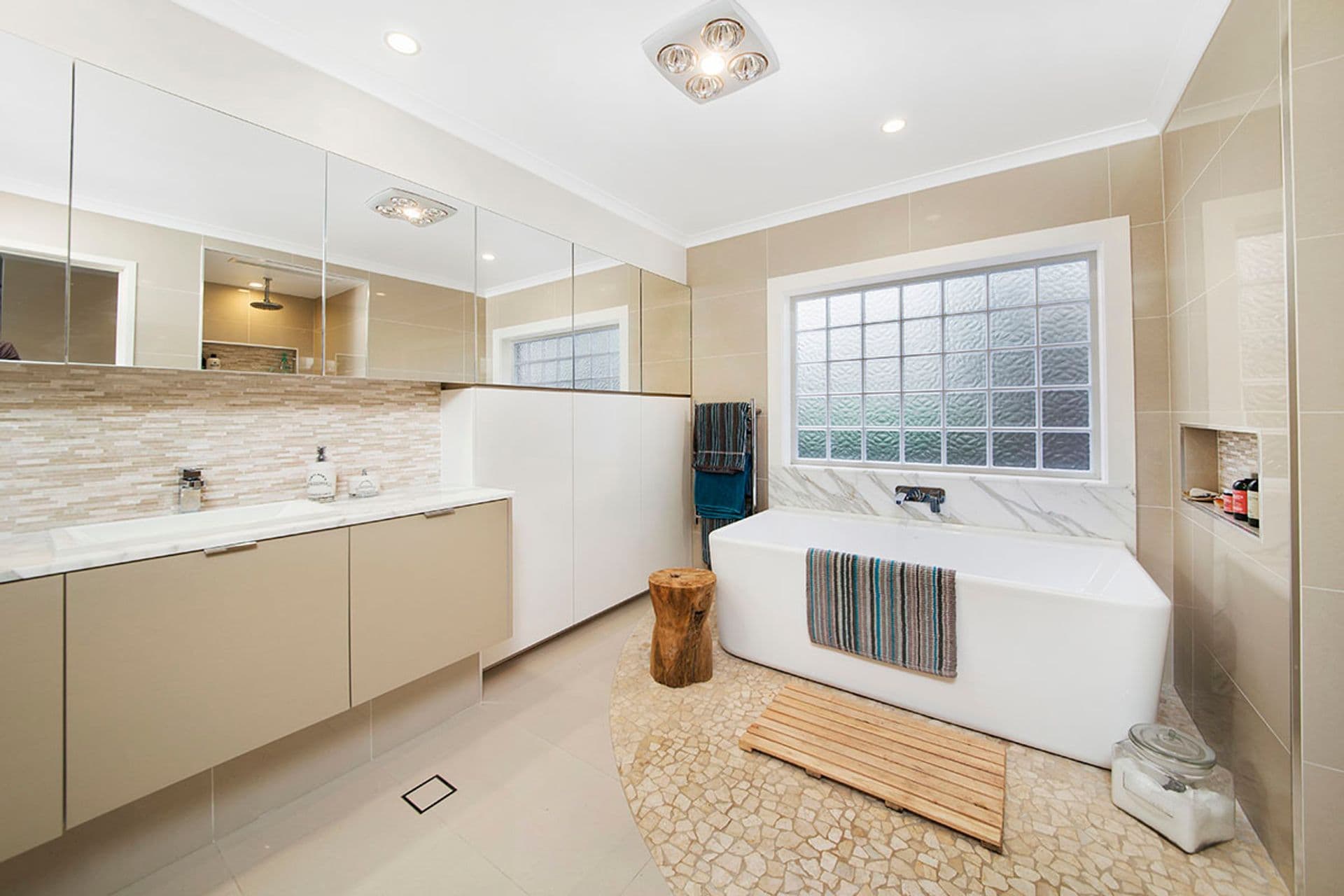 3 Cato Place, Illawong, NSW, 2234, Illawong - Thumbnail 3