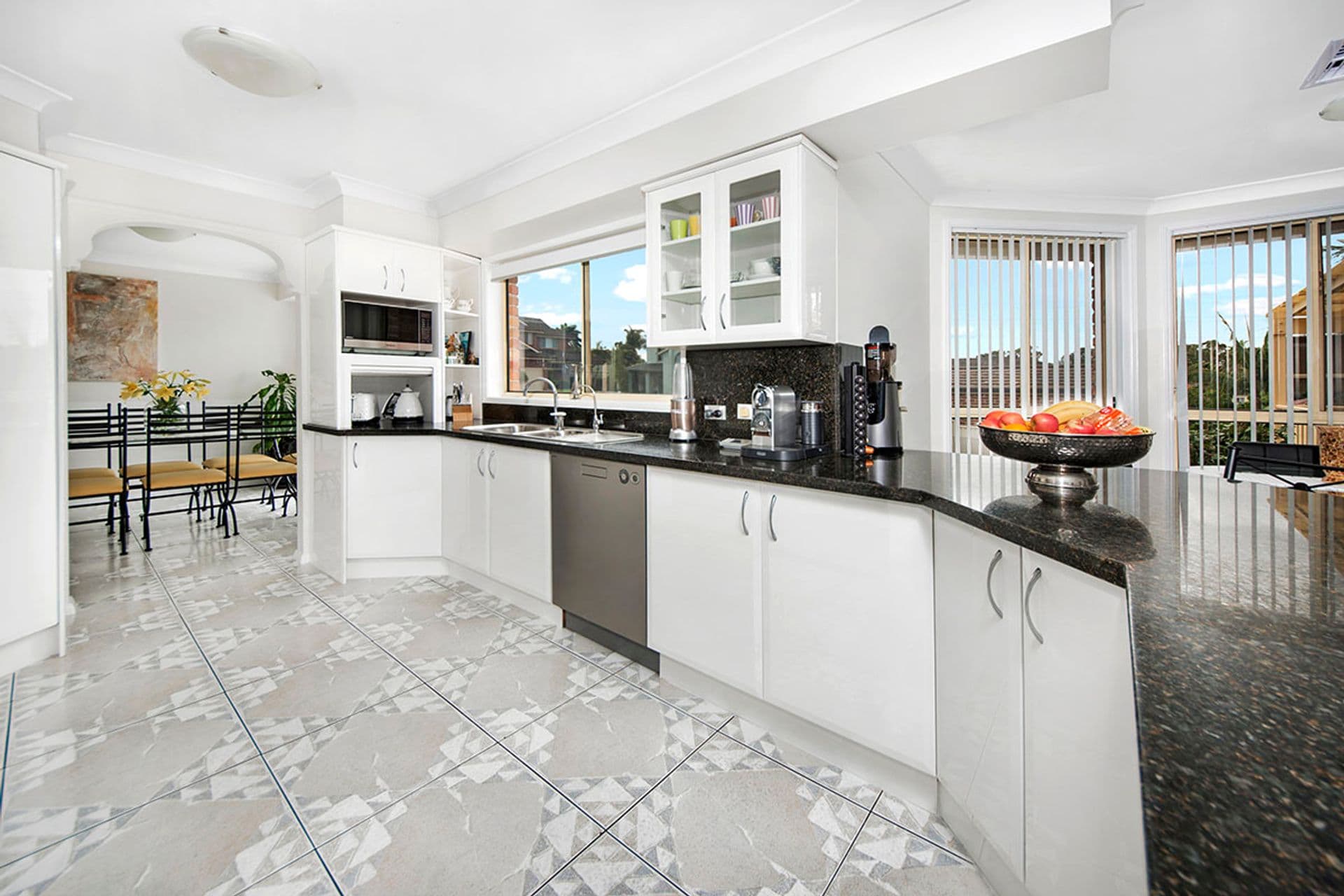 10  Cameron Place, Alfords Point, NSW, 2234, Alfords Point - Thumbnail 4
