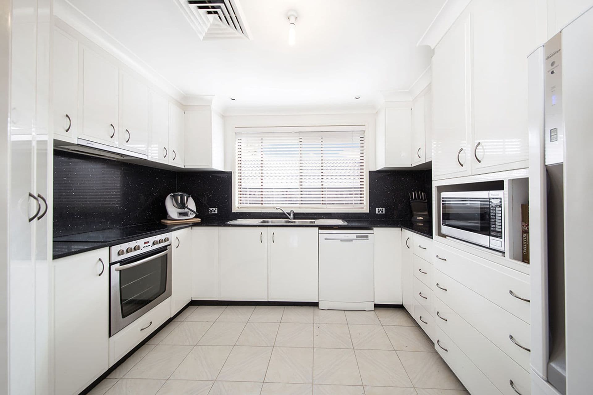 5 Yala Road, Bangor, NSW, 2234, Bangor - Thumbnail 4