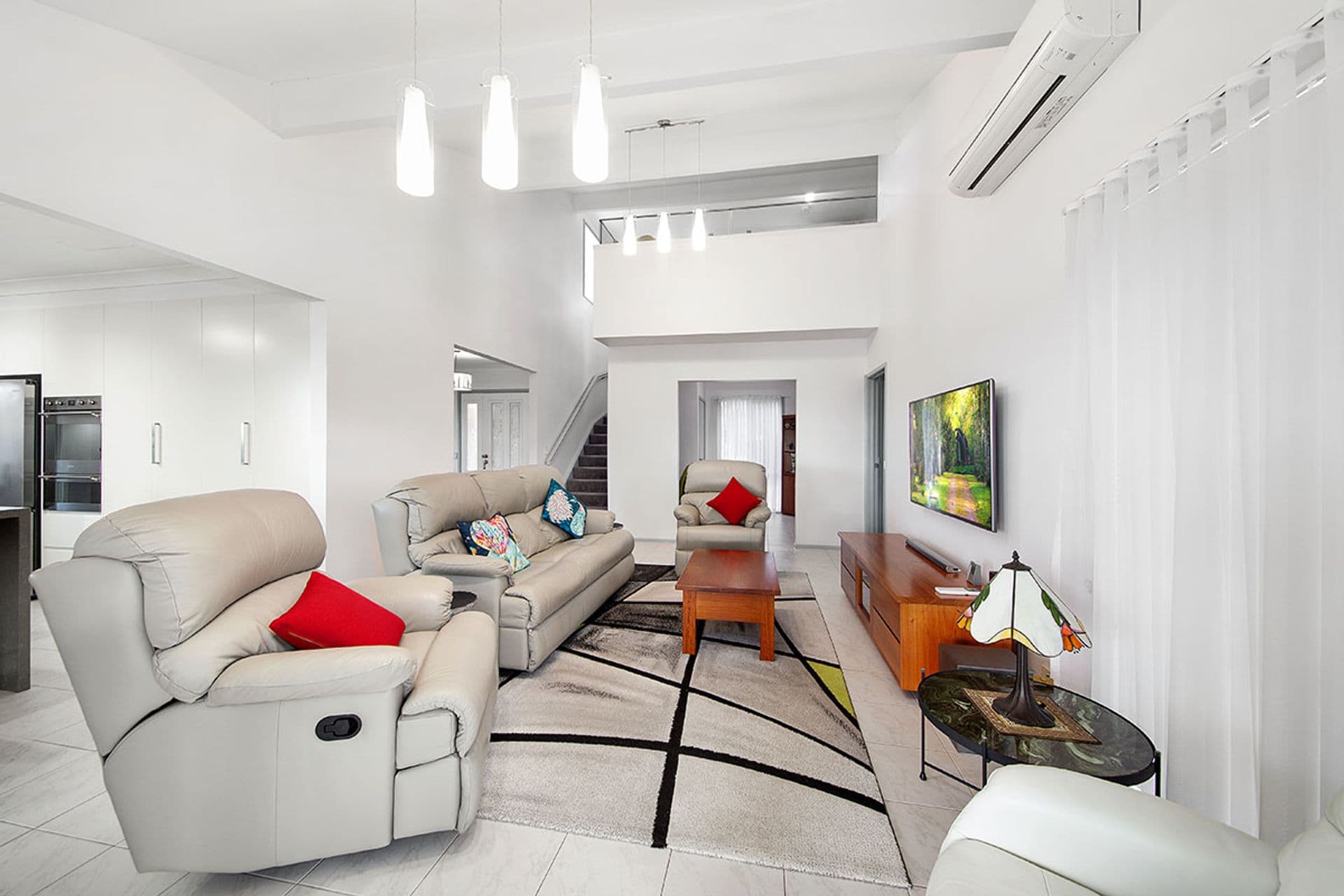 221 Fowler Road, Illawong, NSW, 2234, Illawong - Thumbnail 3