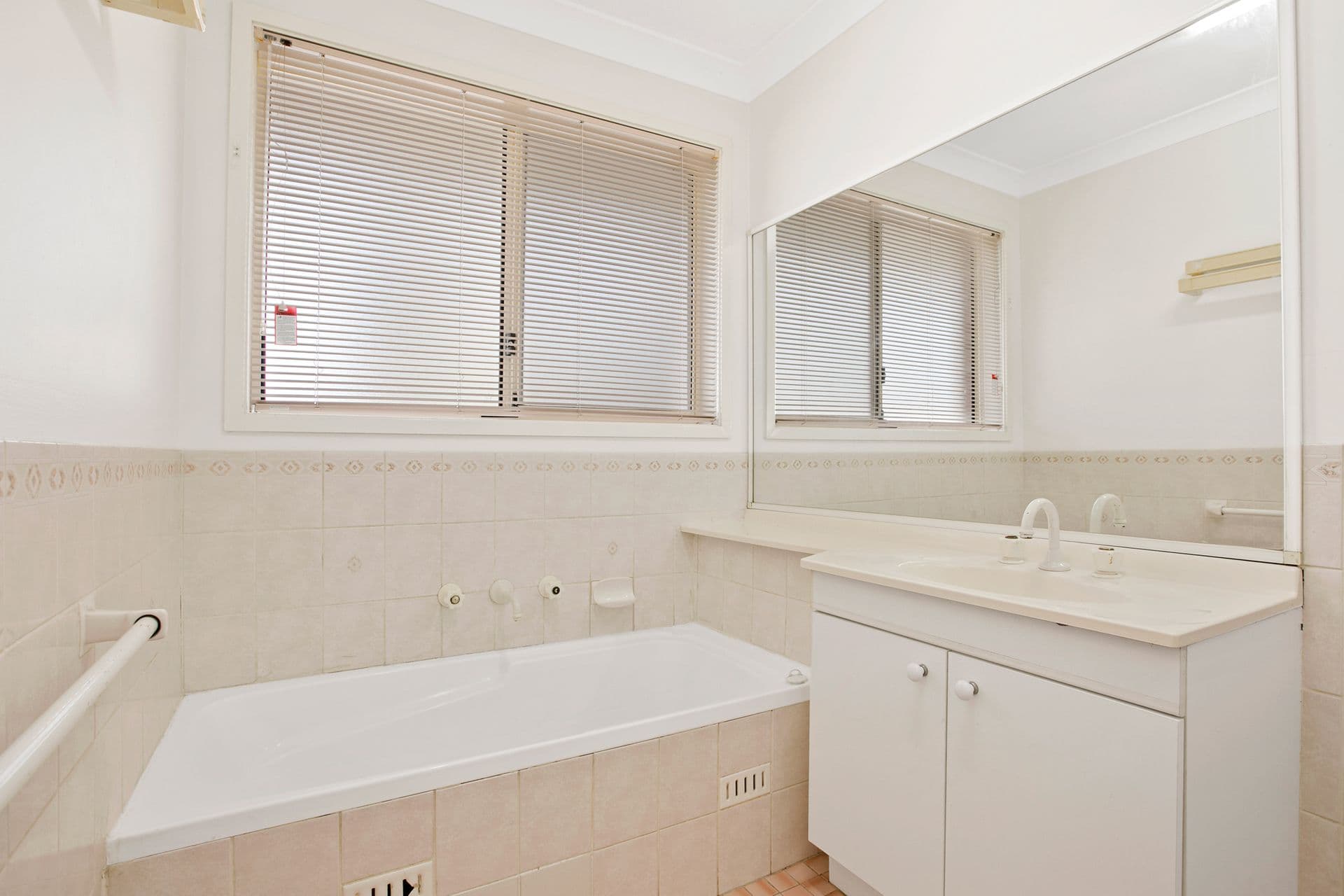 25 Fern Circuit East, Menai, NSW, 2234, Menai - Thumbnail 6