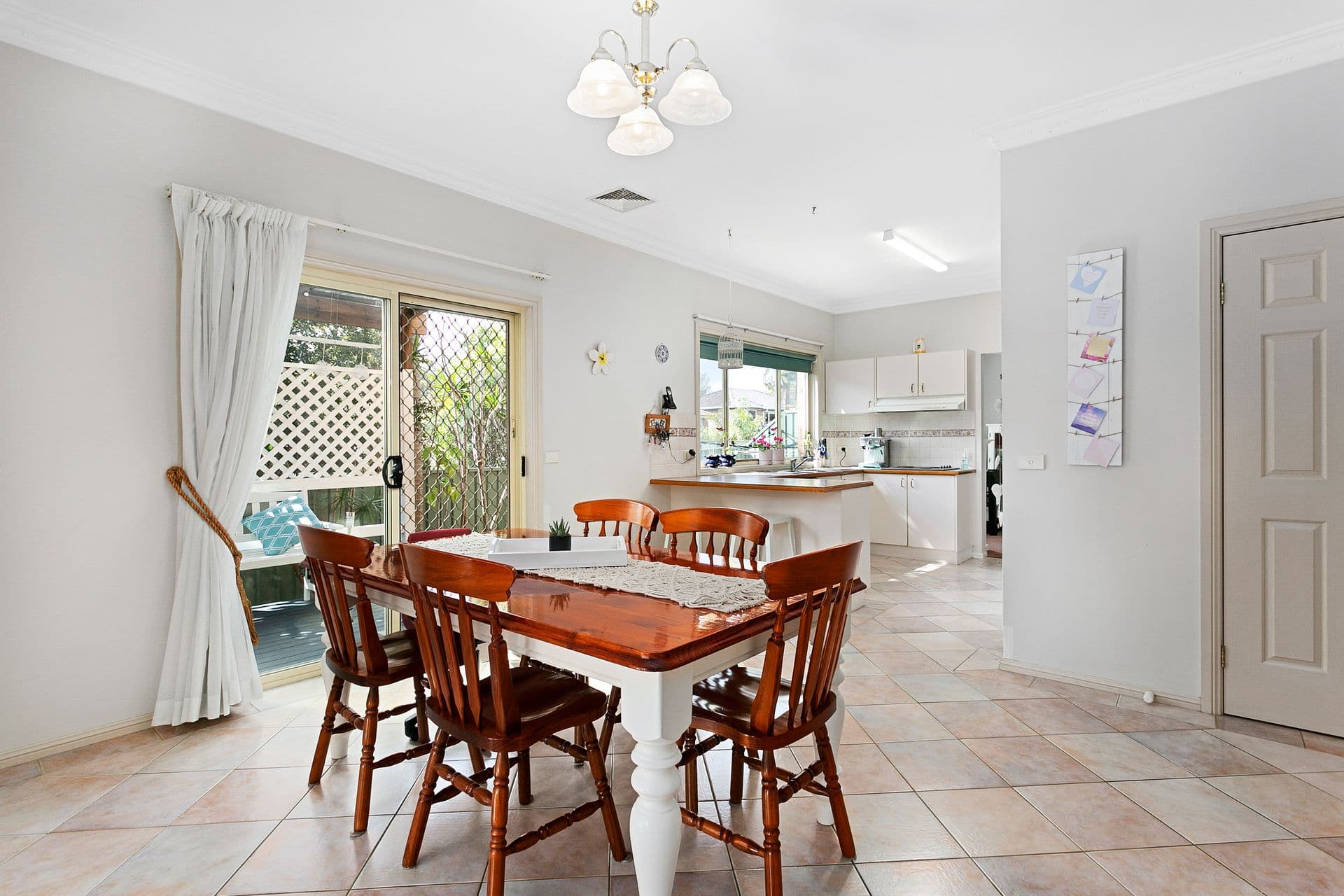 6 James Close, Menai, NSW, 2234, Menai - Thumbnail 5