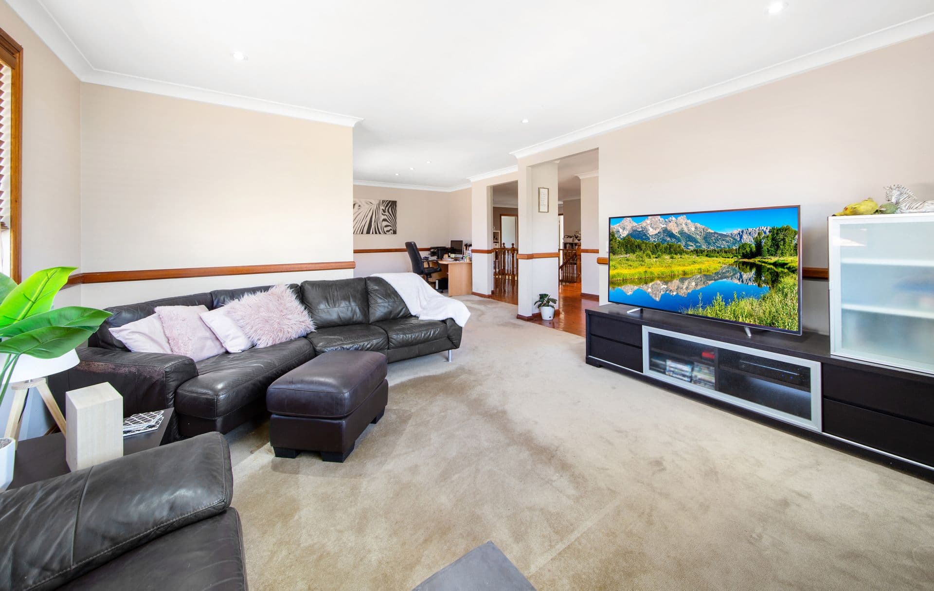 22 Spoonbill Avenue, Woronora Heights, NSW, 2233, Woronora Heights - Thumbnail 2