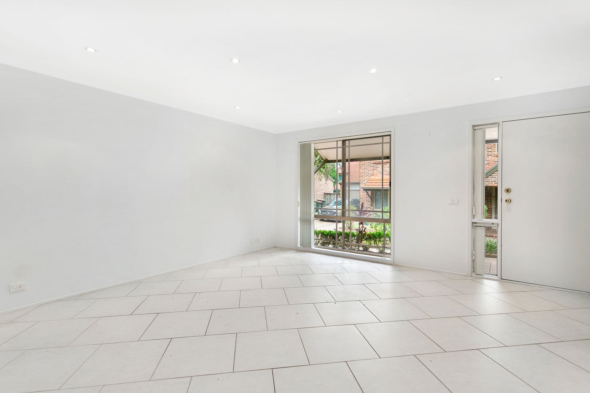 6/4 Owen Jones Row, Menai, NSW, 2234, Menai - Thumbnail 4