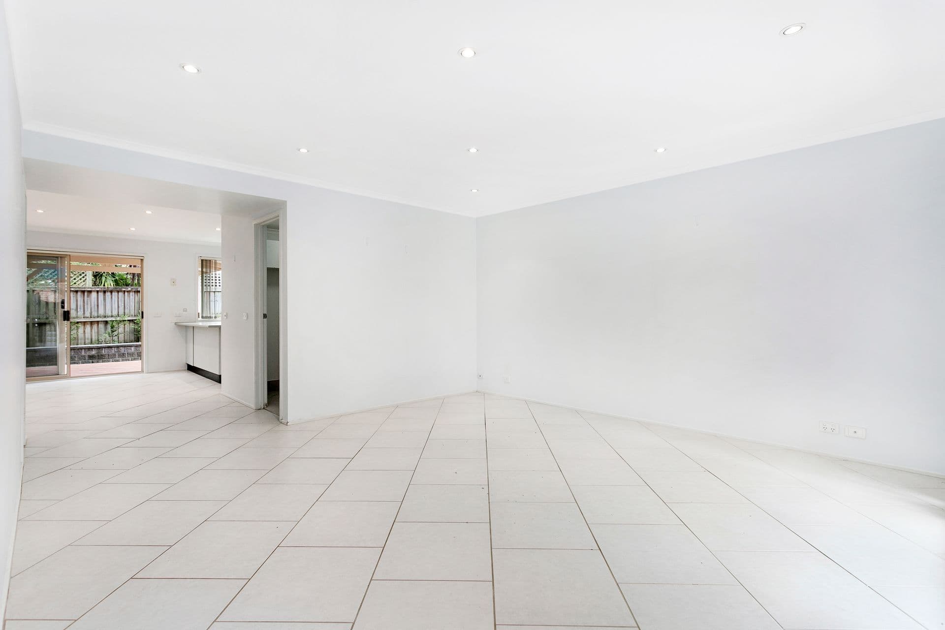 6/4 Owen Jones Row, Menai, NSW, 2234, Menai - Thumbnail 5