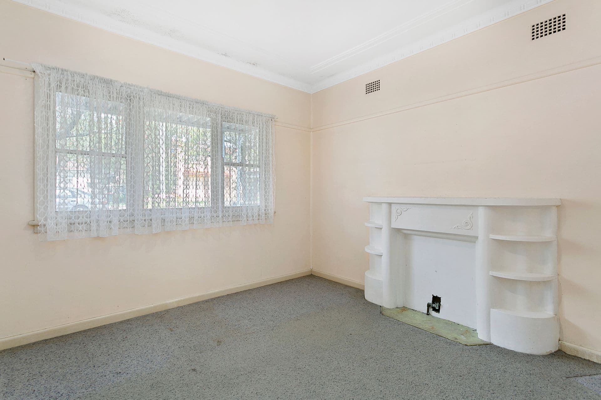 18 Carrington Street, Penshurst, NSW, 2222, Penshurst - Thumbnail 2