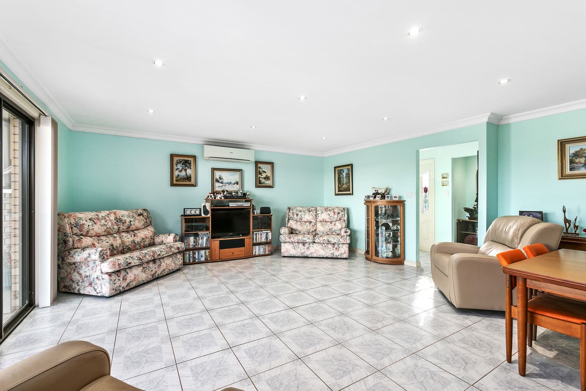 7 Gerald Road, Illawong, NSW, 2234, Illawong - Thumbnail 3