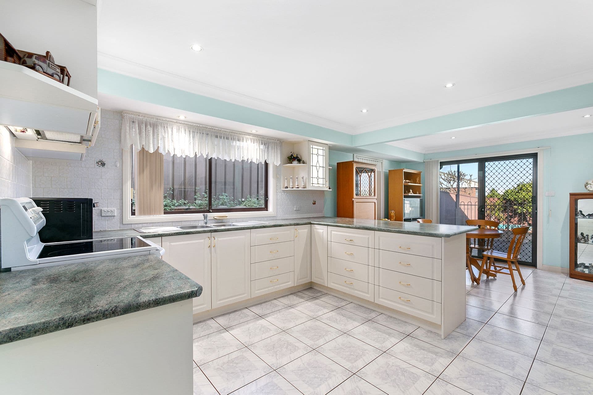 7 Gerald Road, Illawong, NSW, 2234, Illawong - Thumbnail 5
