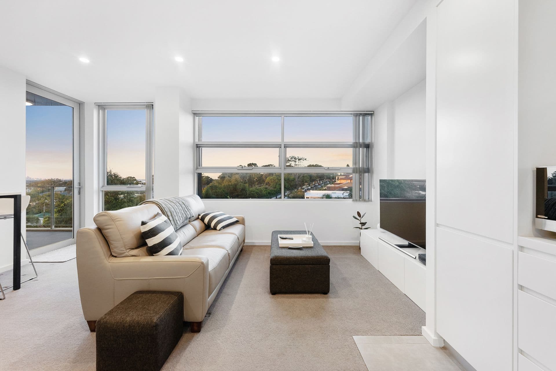 402/59 Miranda Road, Miranda, NSW, 2228, Miranda - Thumbnail 2