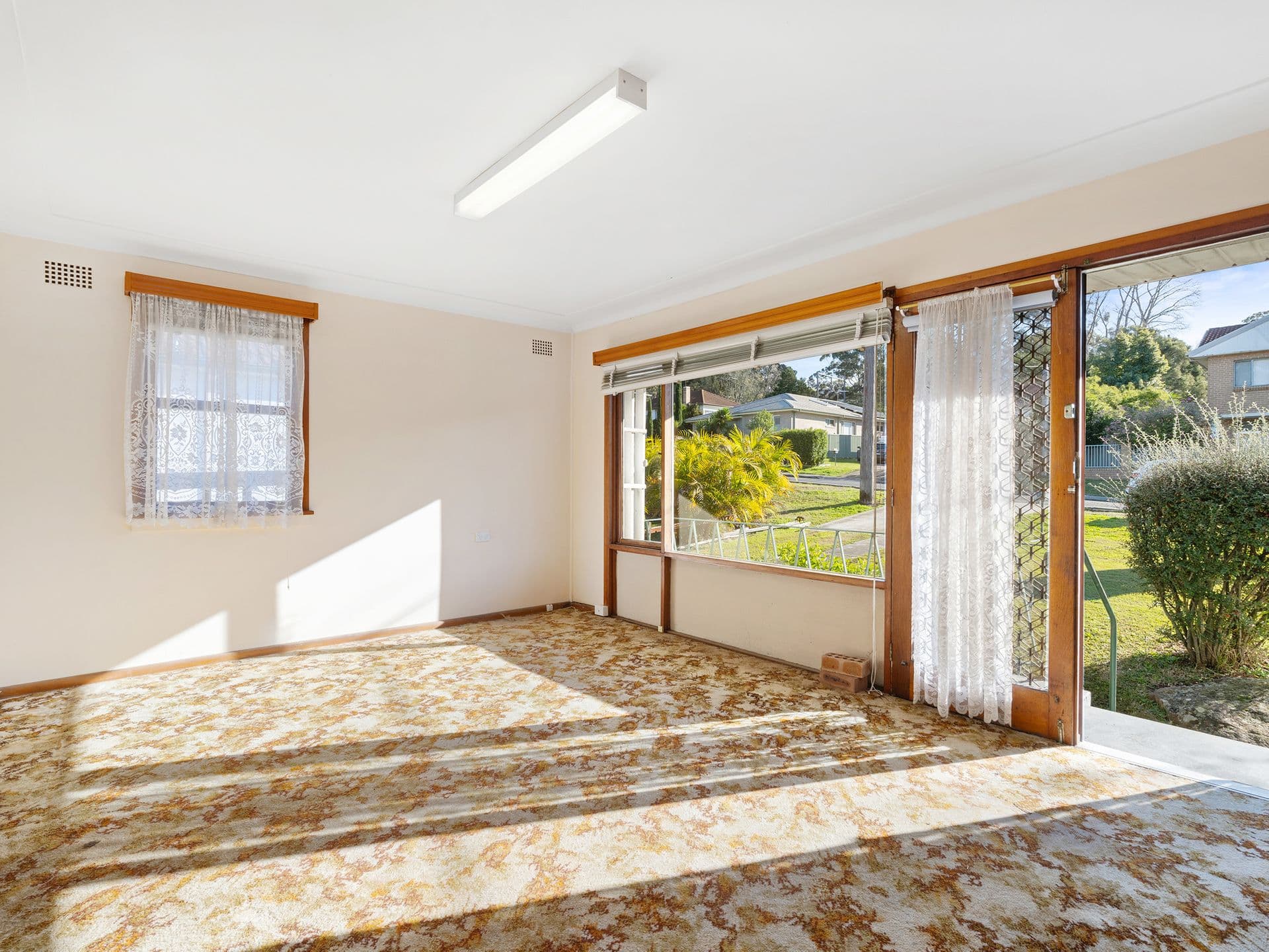 122 Novara Crescent, Jannali, NSW, 2226, Jannali - Thumbnail 2