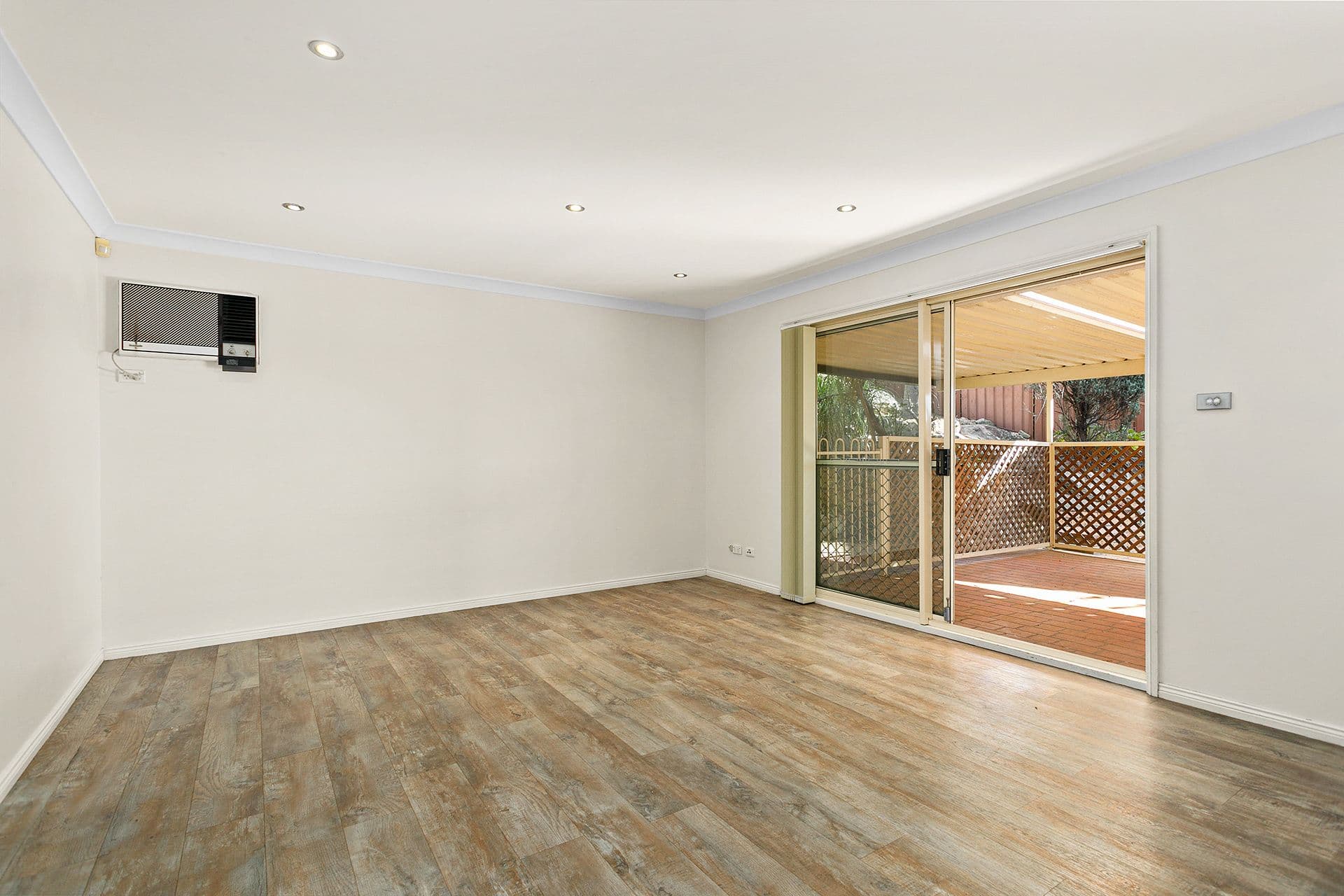 6 Emerson Place, Menai, NSW, 2234, Menai - Thumbnail 5