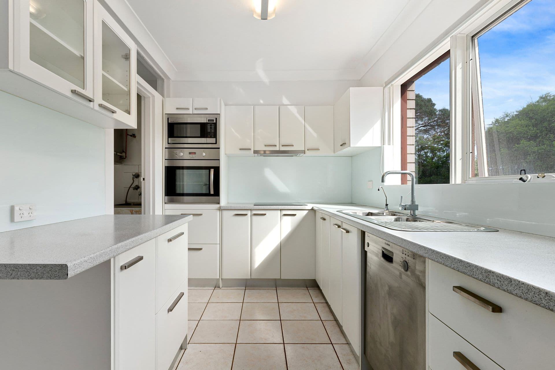 11/55-61 President Avenue, Caringbah, NSW, 2229, Caringbah - Thumbnail 2