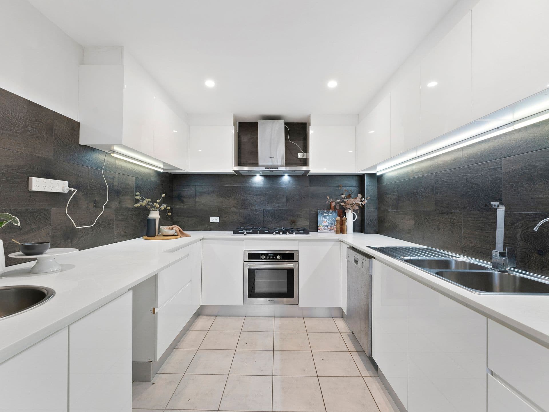 8/22-28 Premier Street, Gymea, NSW, 2227, Gymea - Thumbnail 4
