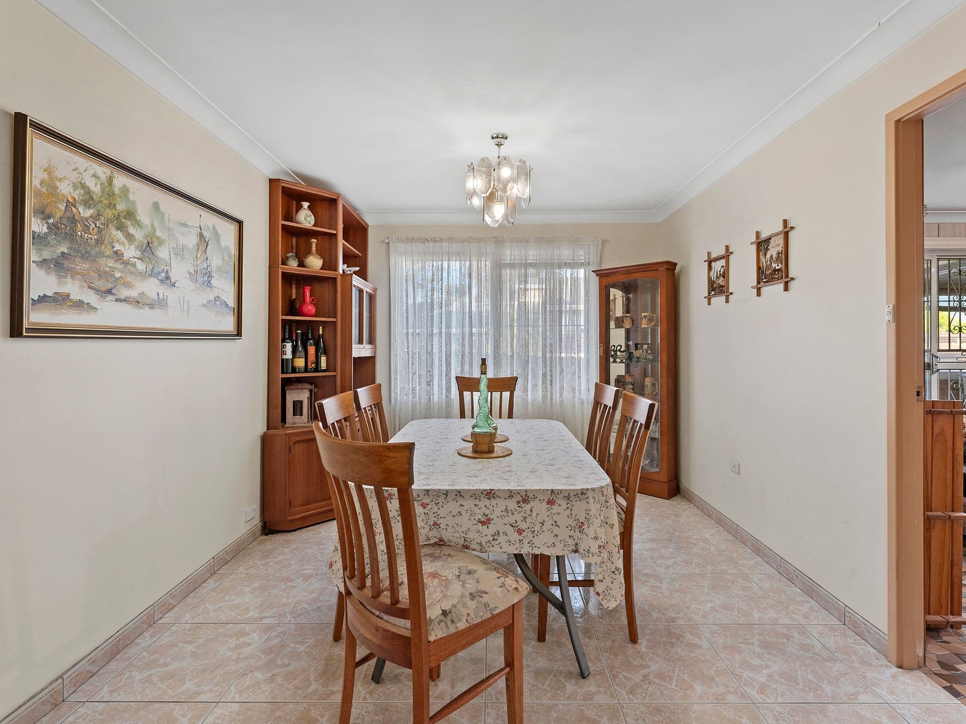 8 Blaxland Drive, Illawong, NSW, 2234, Illawong - Thumbnail 3