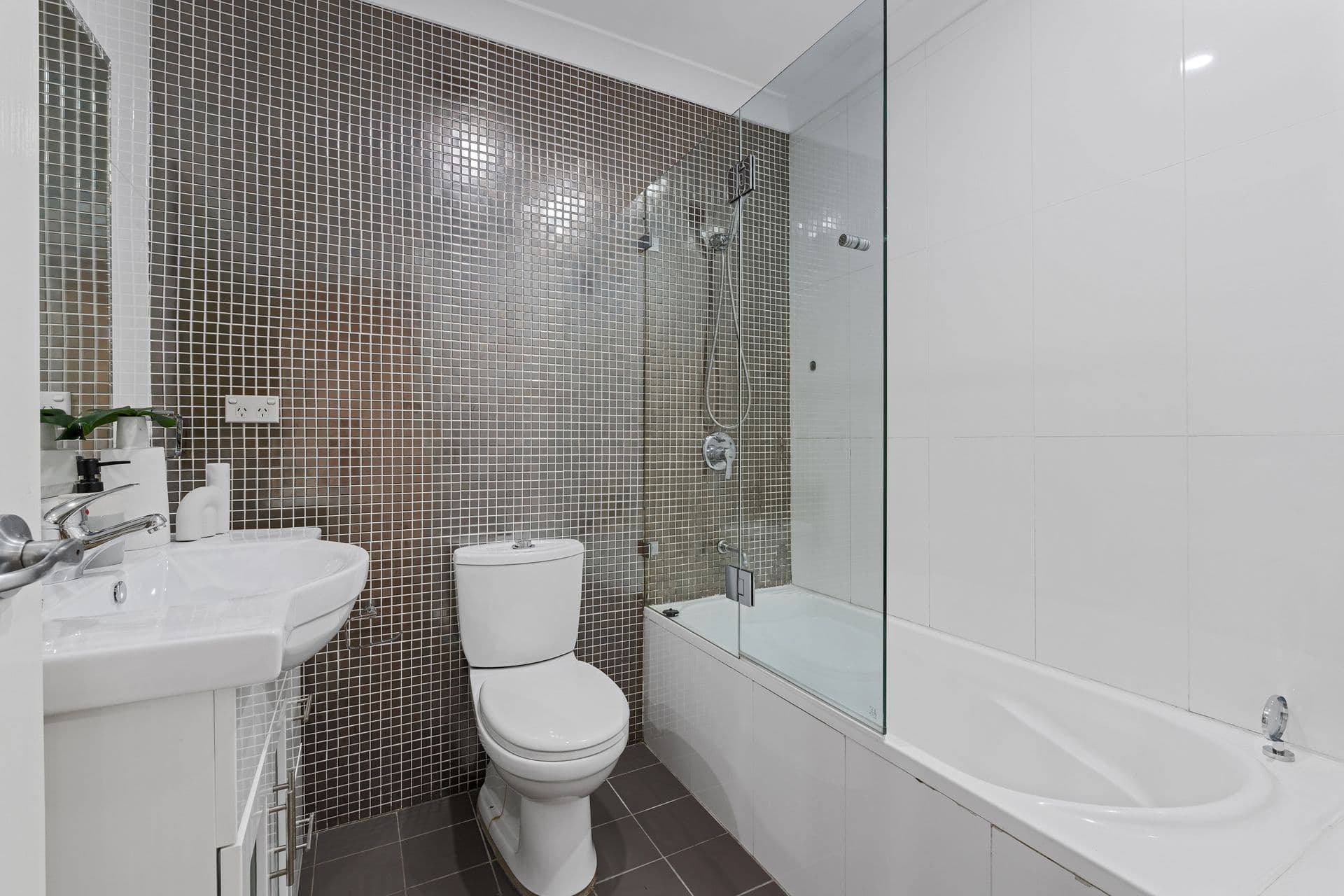 16/54-62 Osprey Drive, Illawong, NSW, 2234, Illawong - Thumbnail 7