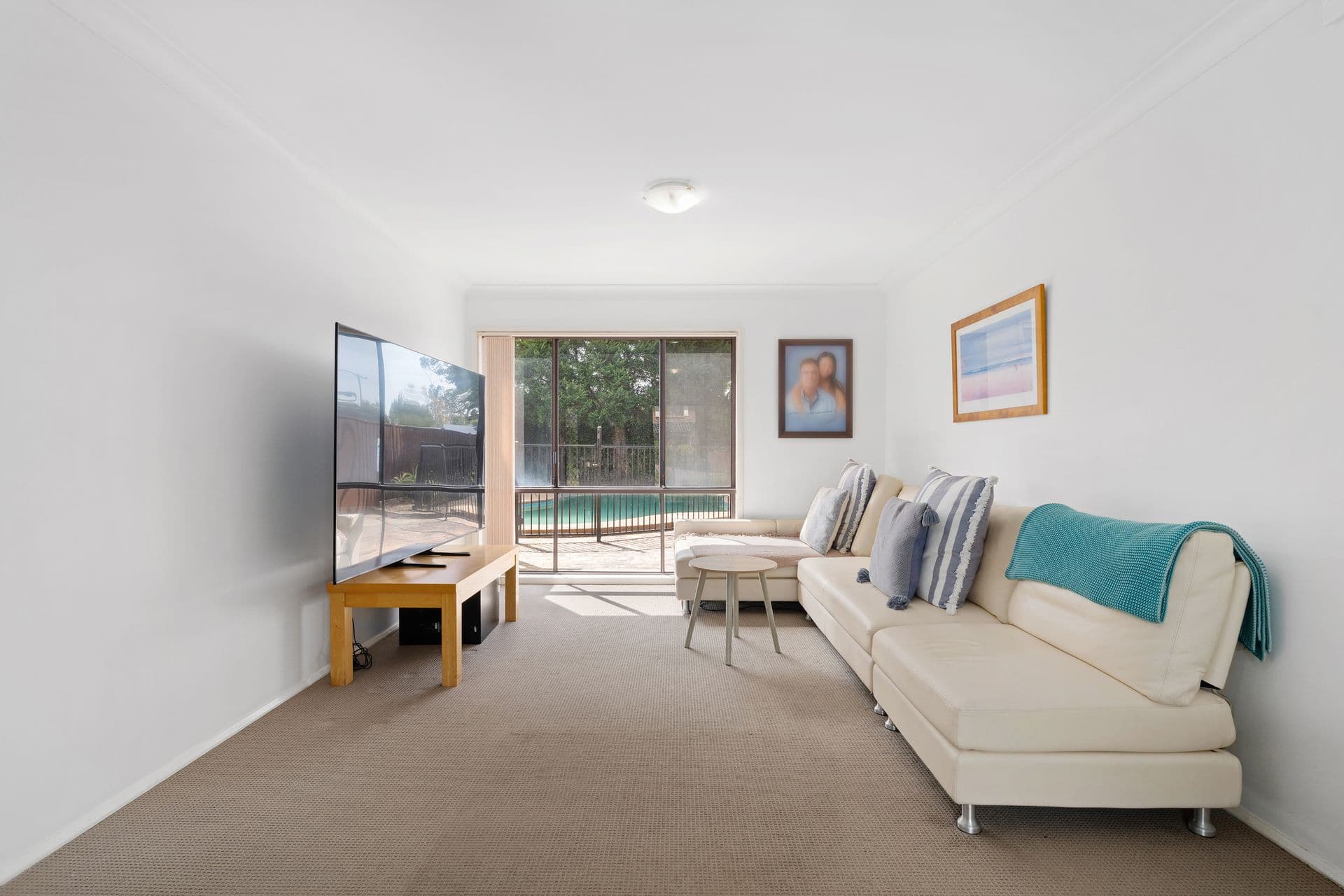 8 Ribbon Gum Close, Alfords Point, NSW, 2234, Alfords Point - Thumbnail 2