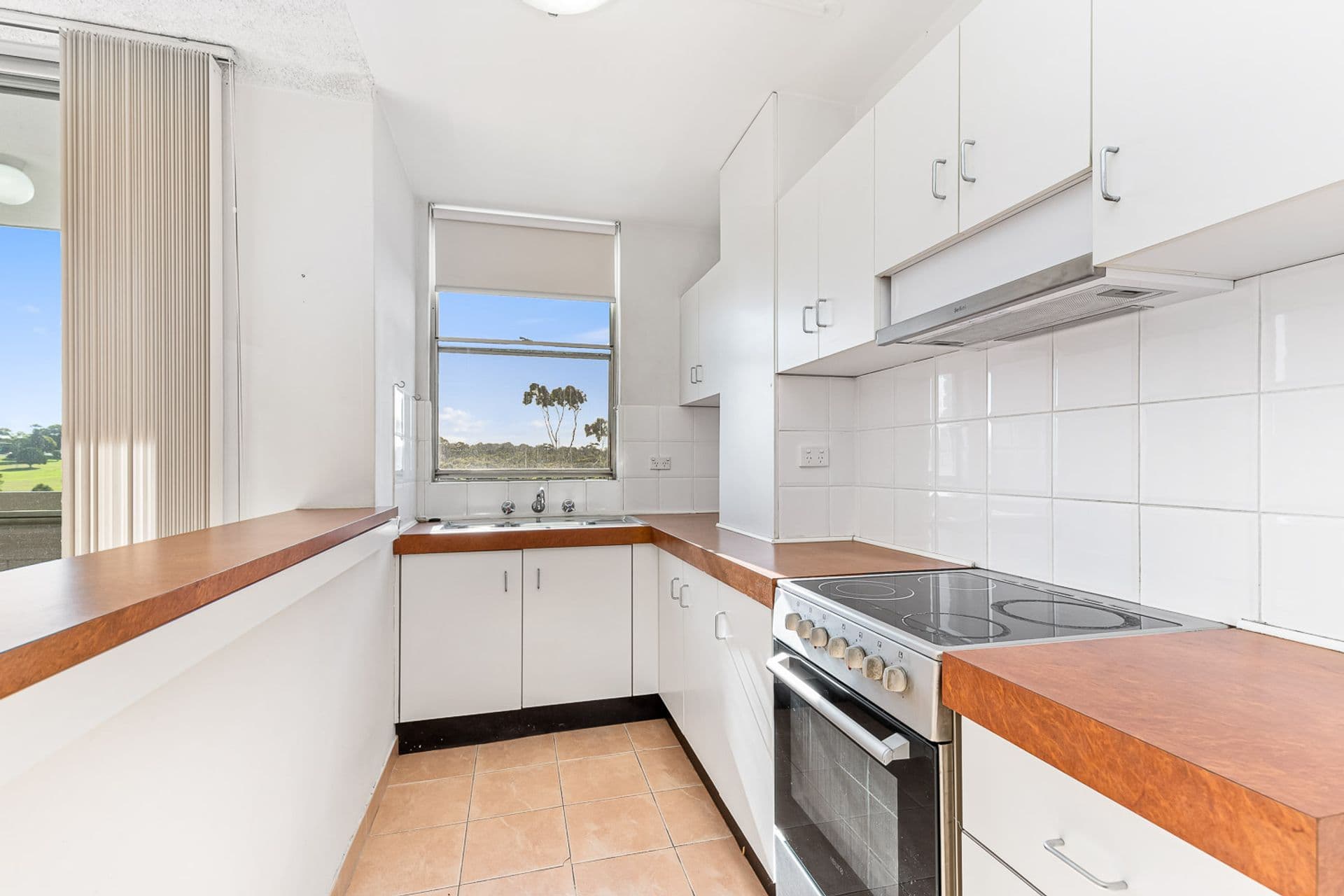 52F/5-29 Wandella Road, Miranda, NSW, 2228, Miranda - Thumbnail 3