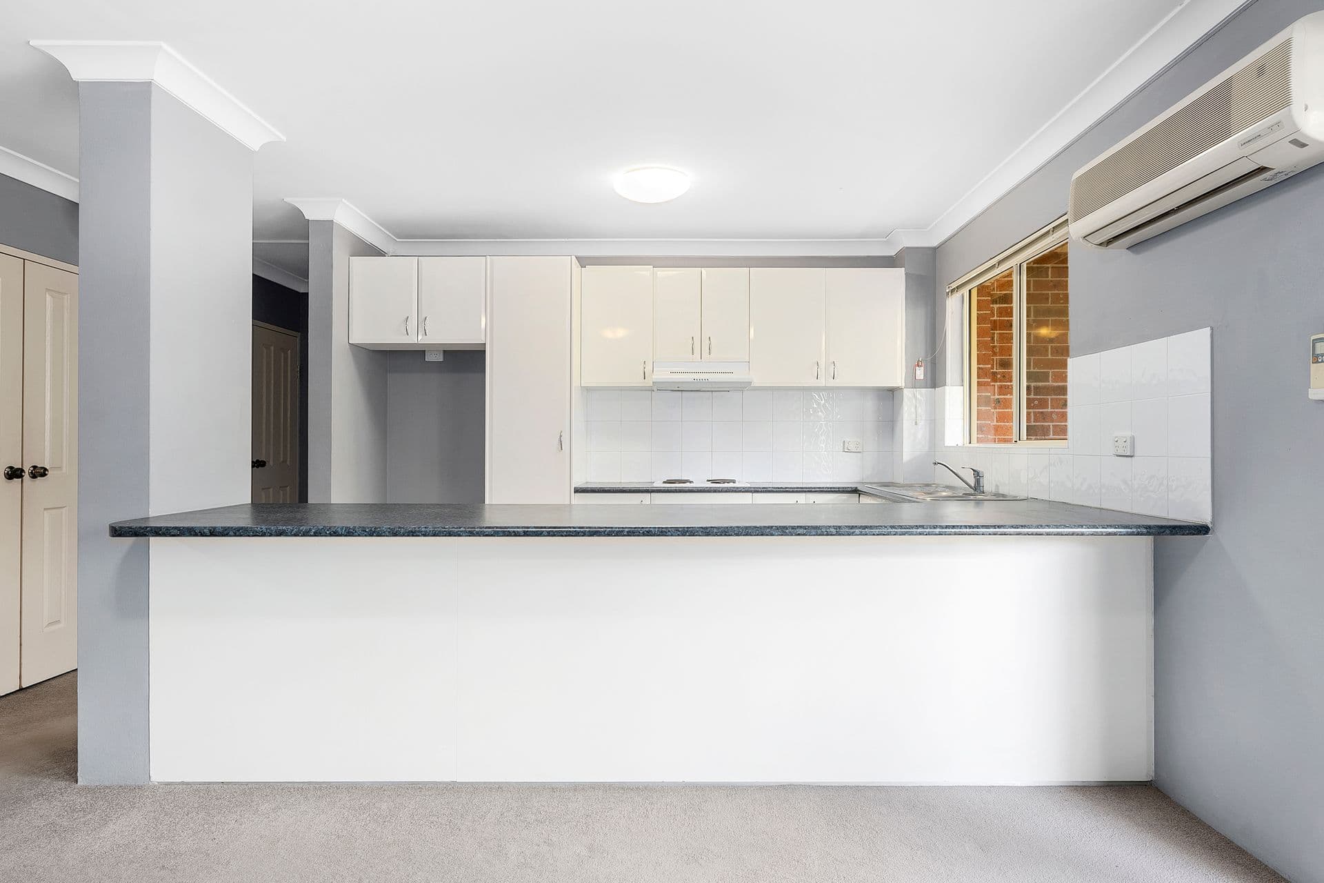 15/6-10 Gray Street, Sutherland, NSW, 2232, Sutherland - Thumbnail 3